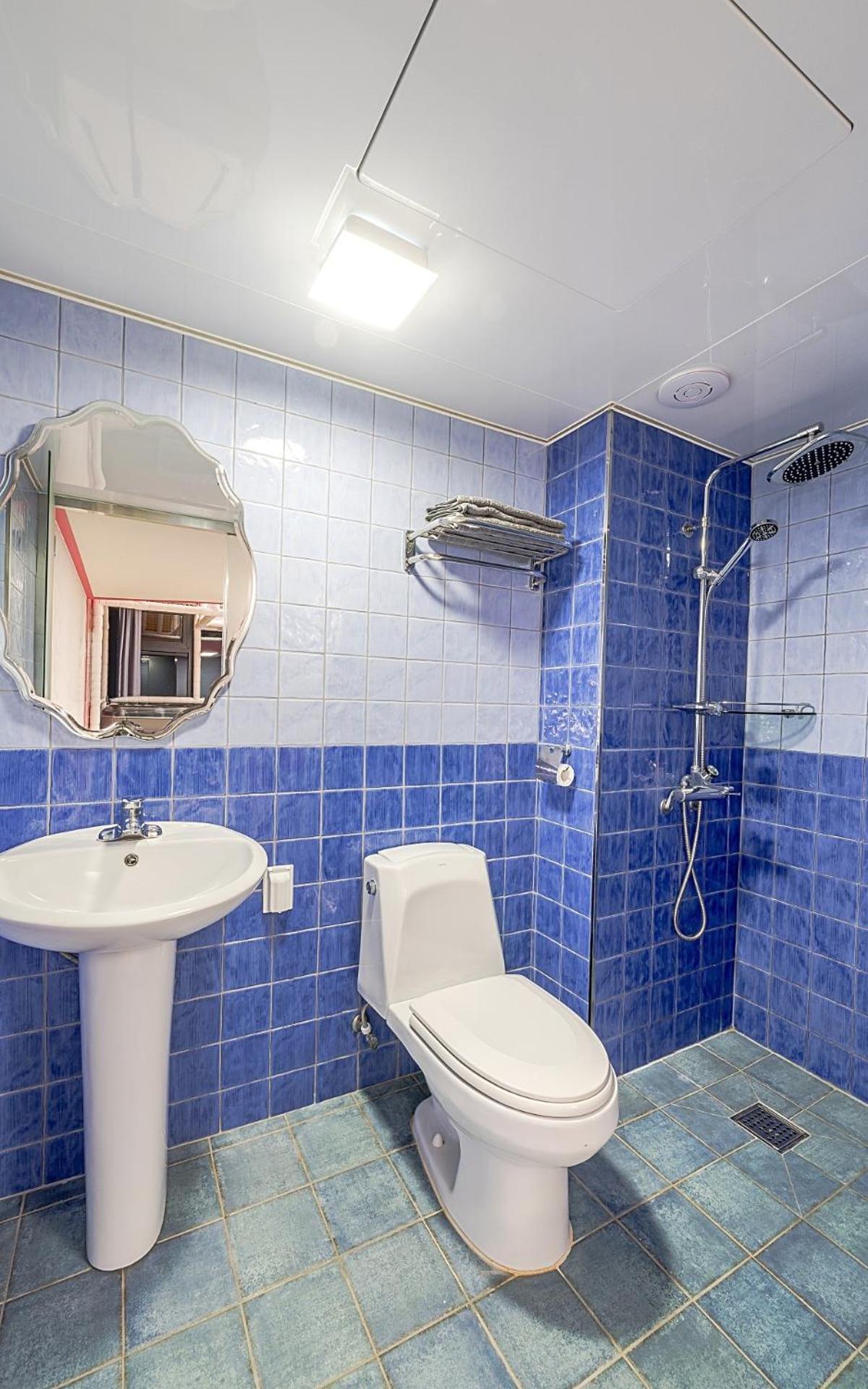 Triple Room - Photo 6