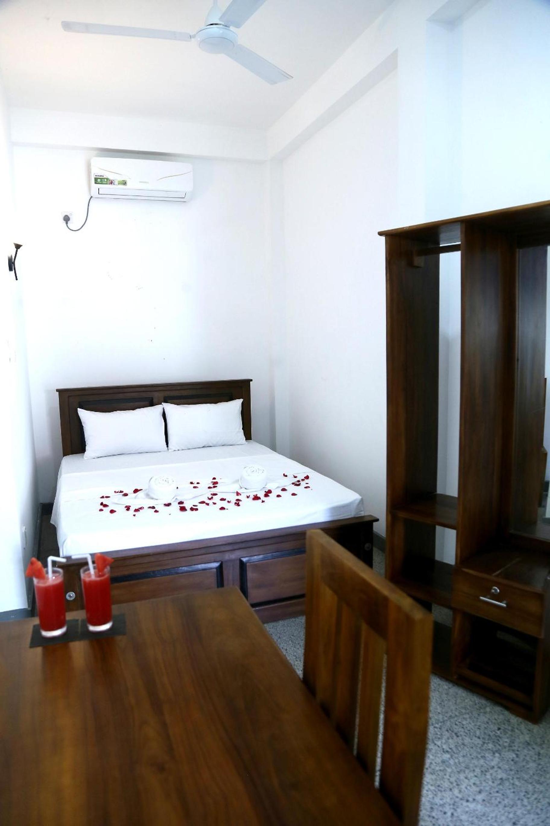 Double Room With Private Bathroom