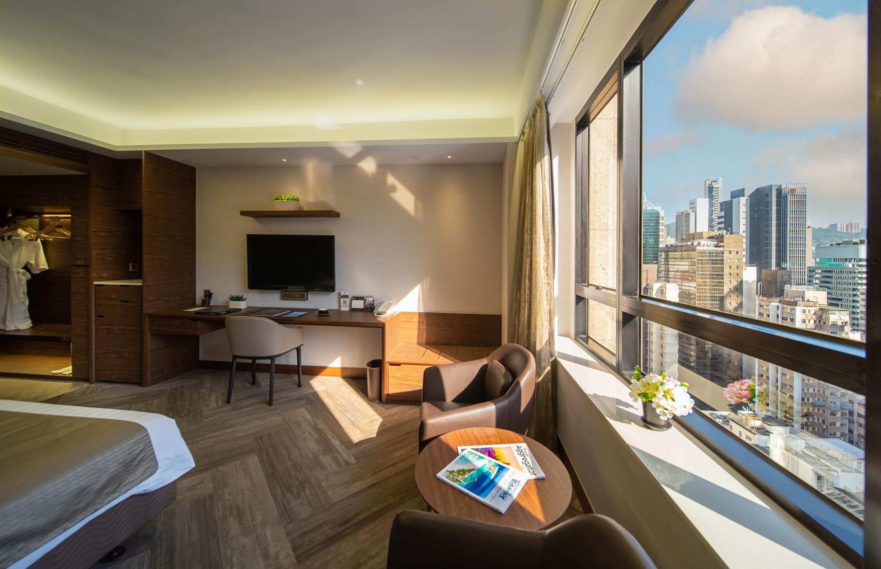 Signature Plus King Room