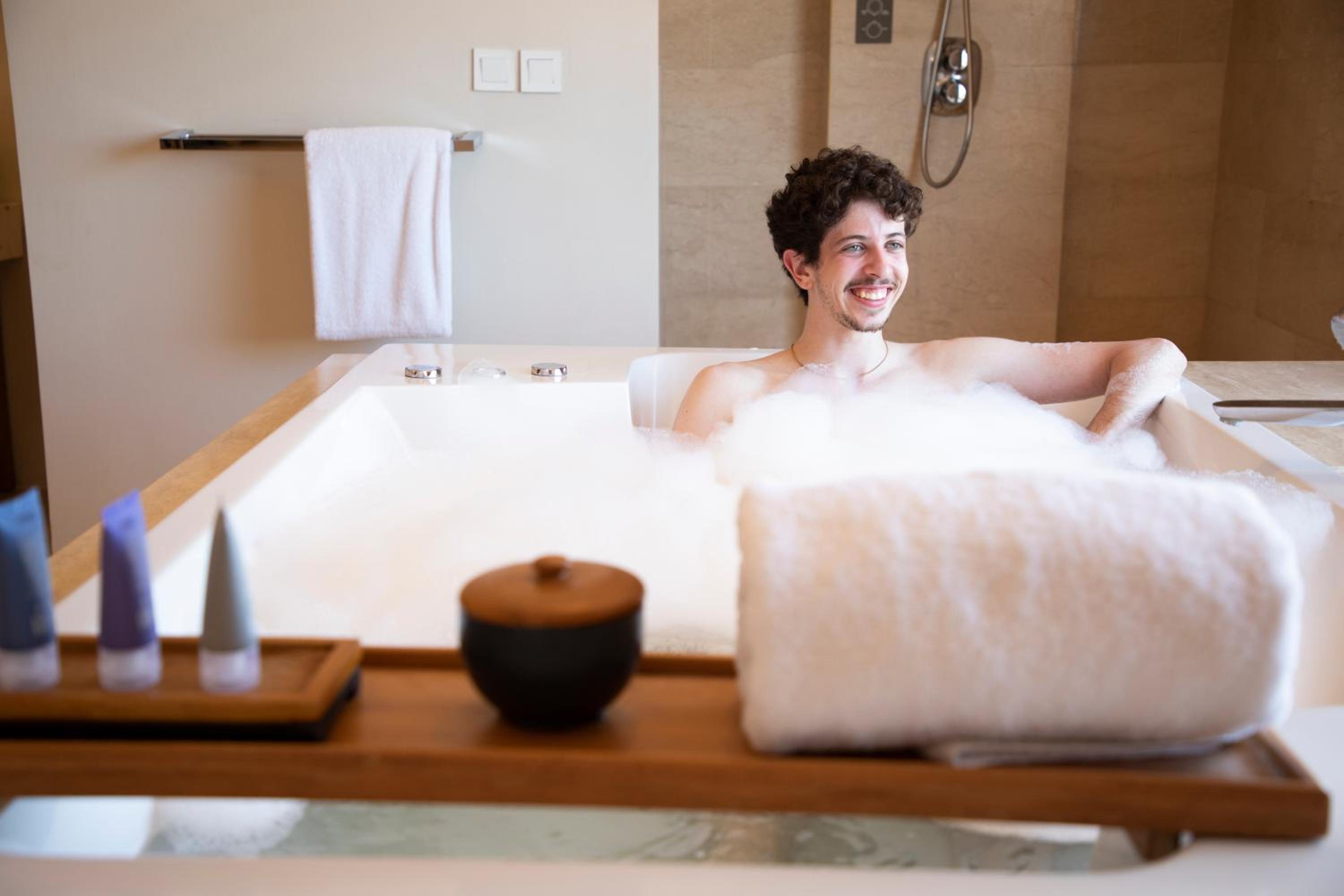 Royal Suite Villa with Private Pool and Luxury Airport Transfers photo 3