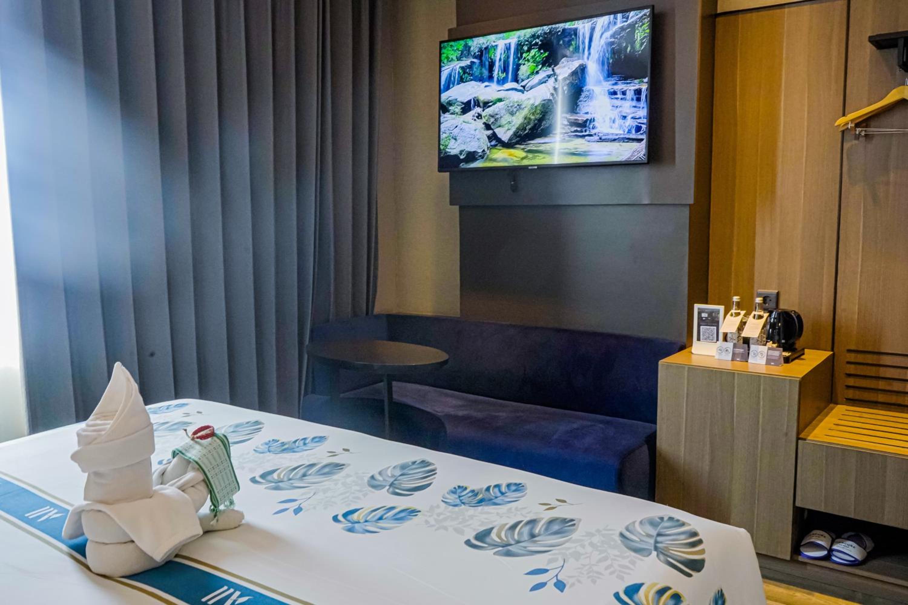 Executive Suite with Double Bed - Photo 3