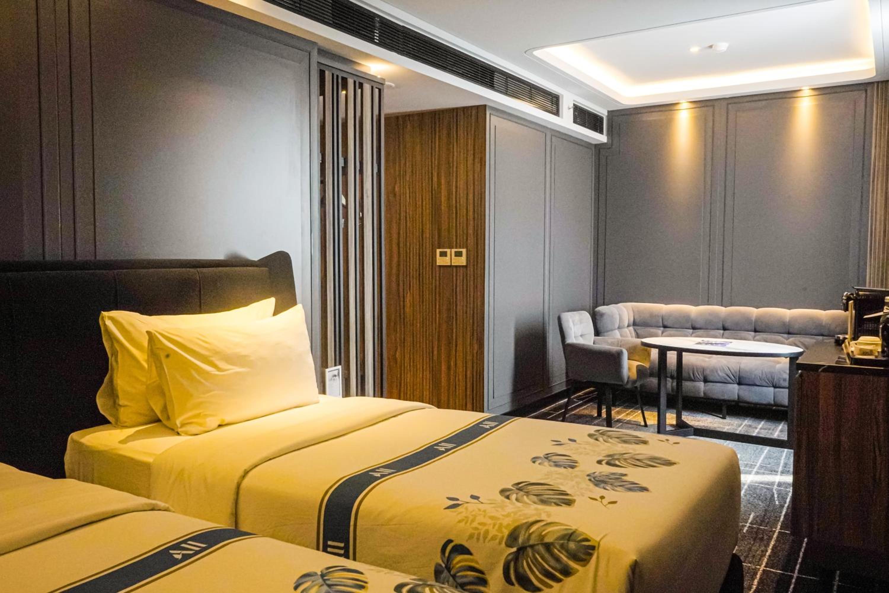 Junior Twin Suite - Photo 1
