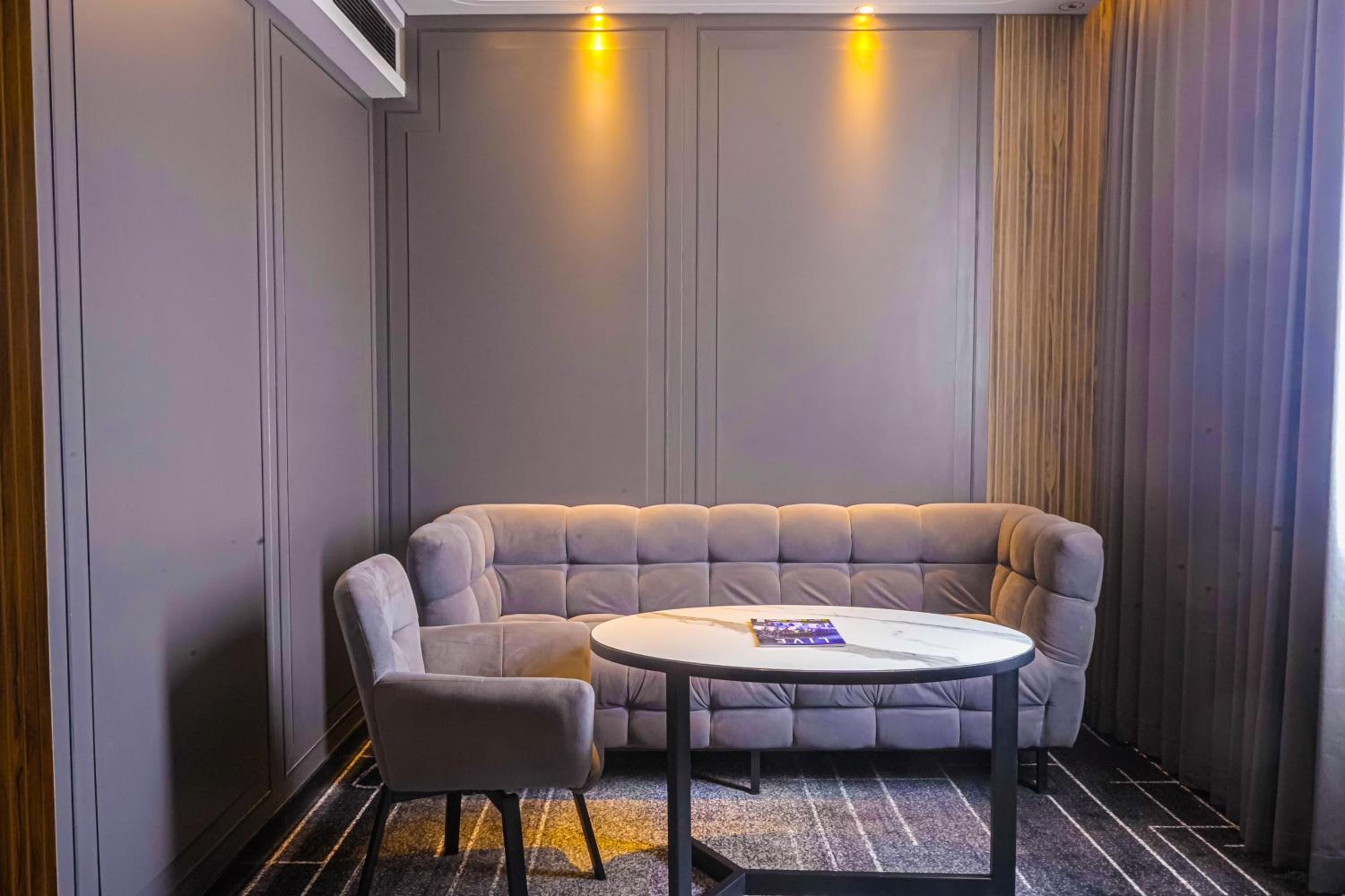 Junior Twin Suite - Photo 2