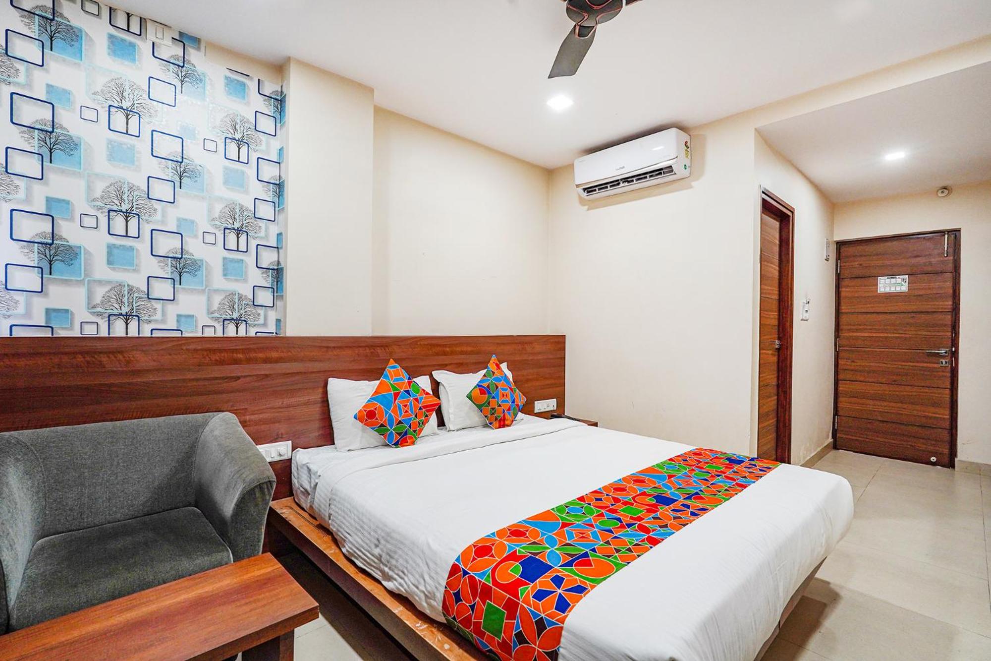 Deluxe Room - Photo 1