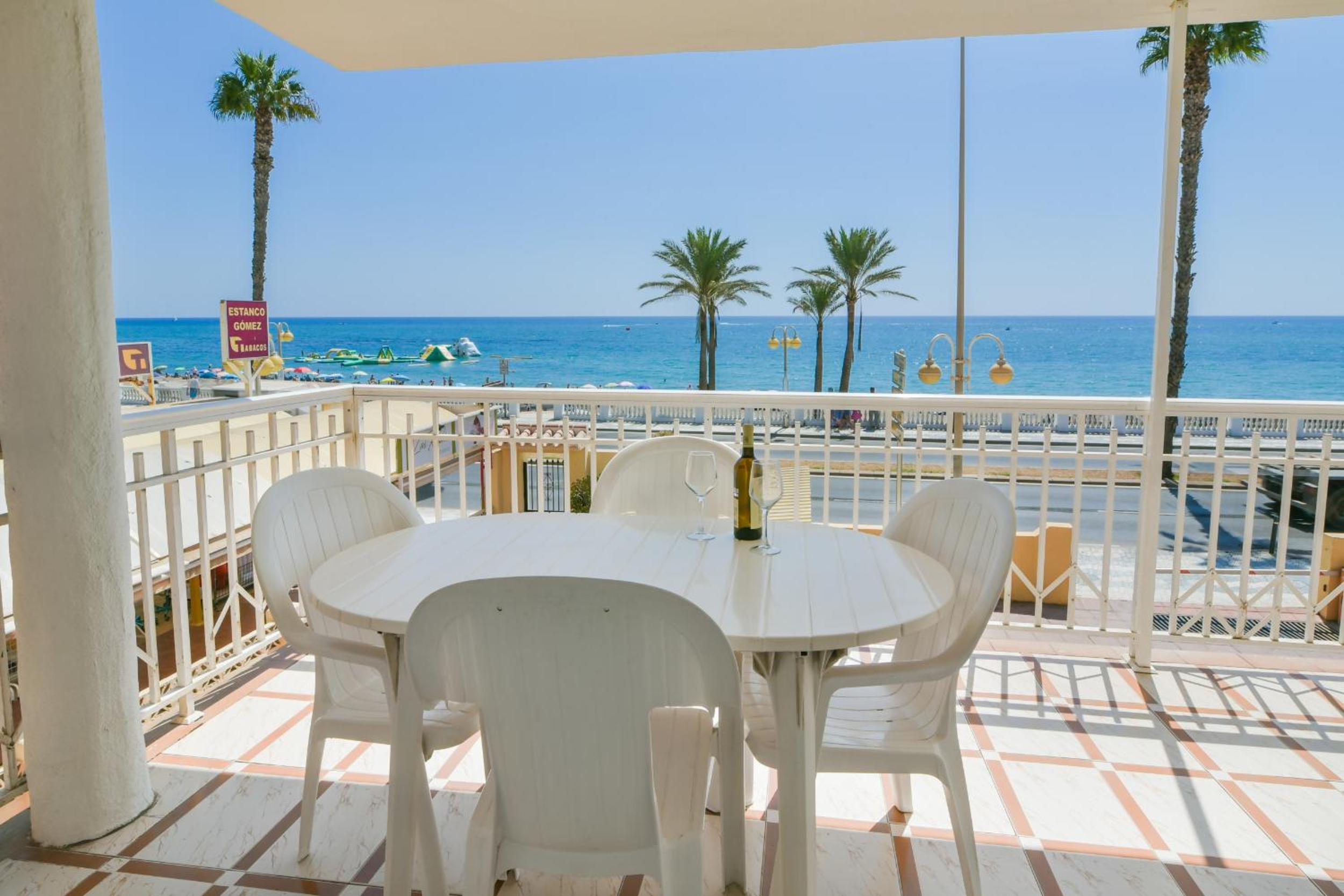 Apartment with Sea View photo 2
