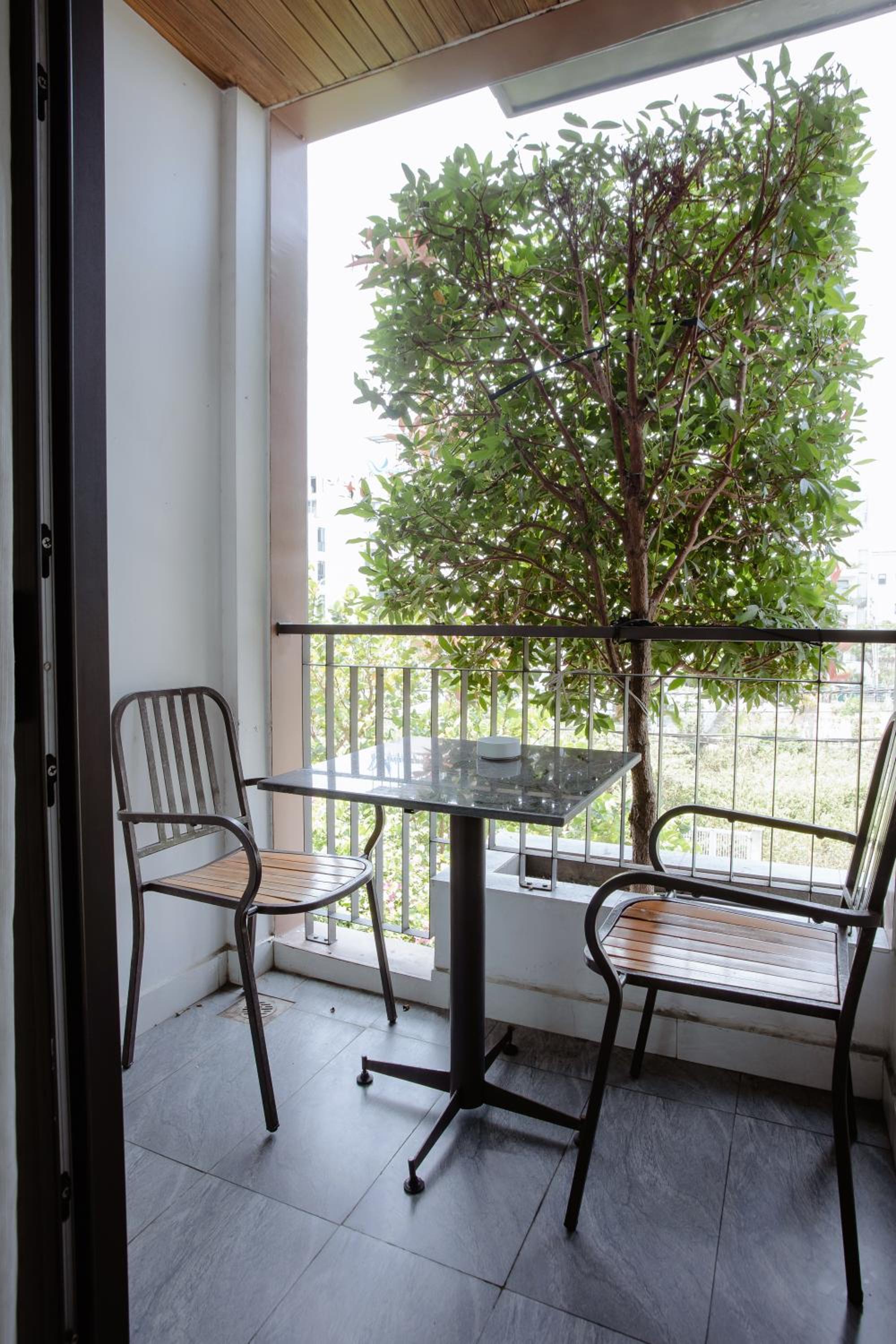 Studio with Balcony photo 2