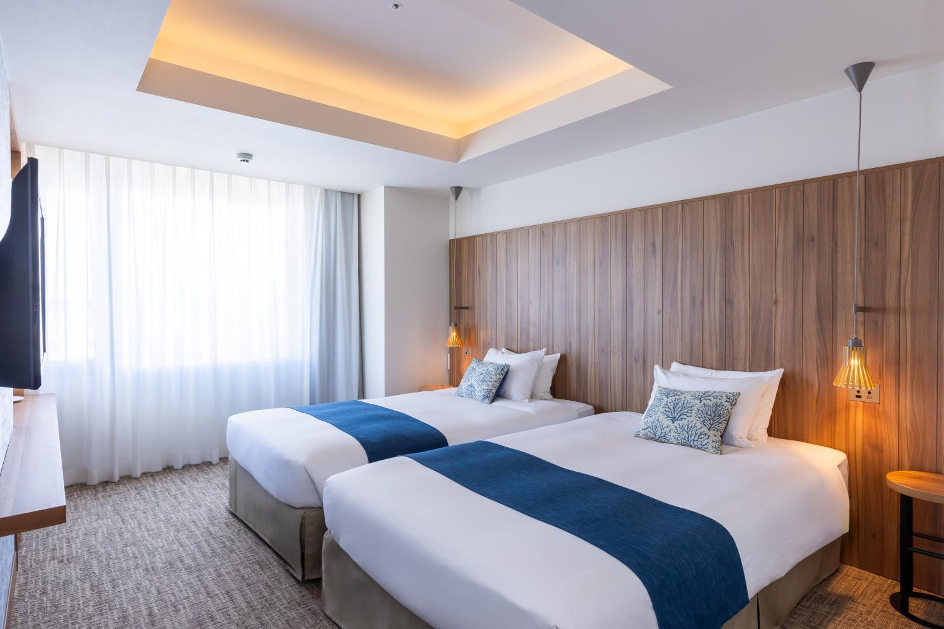 Premium Riverside Twin Room - Photo 14