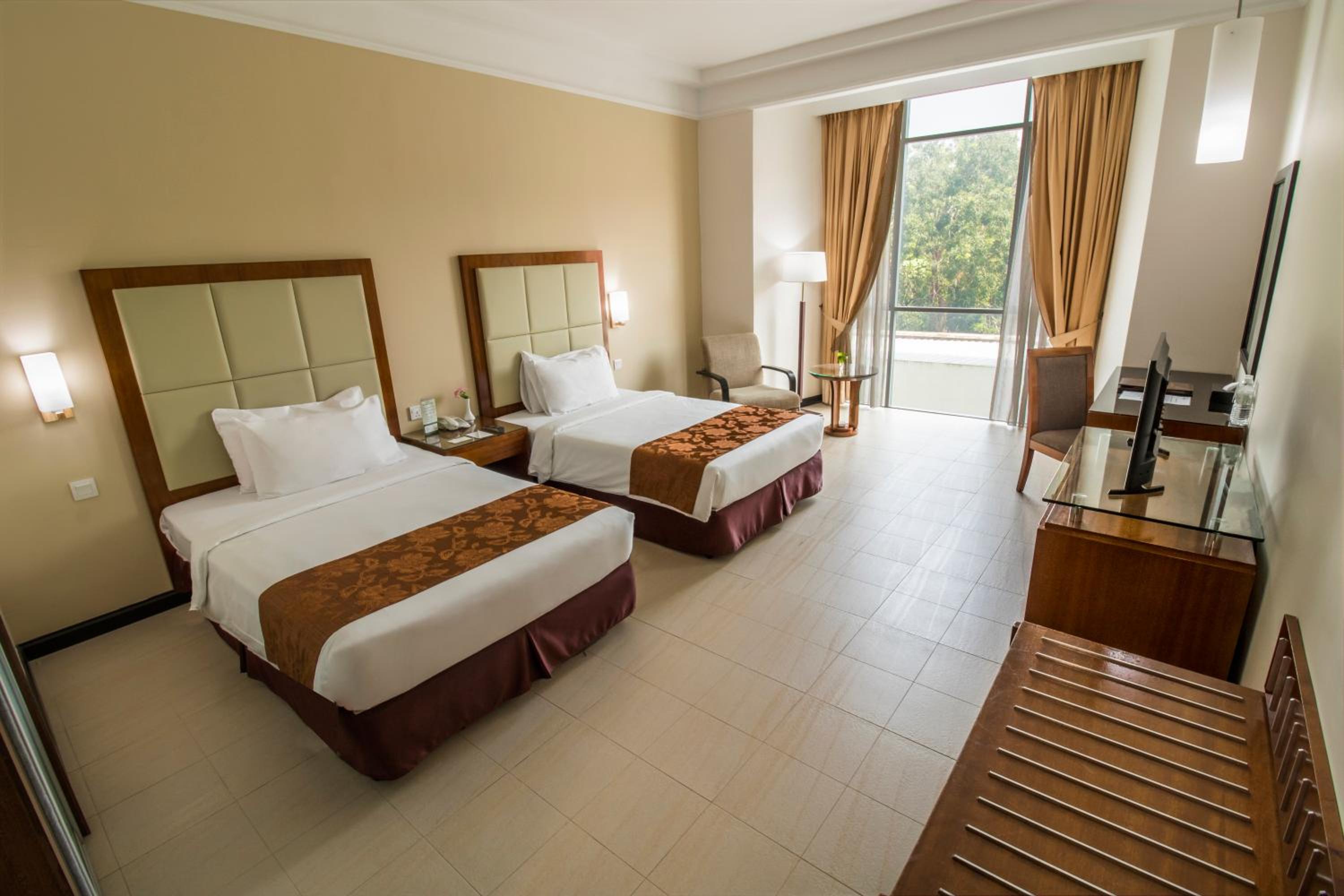 Superior Twin Room photo 3