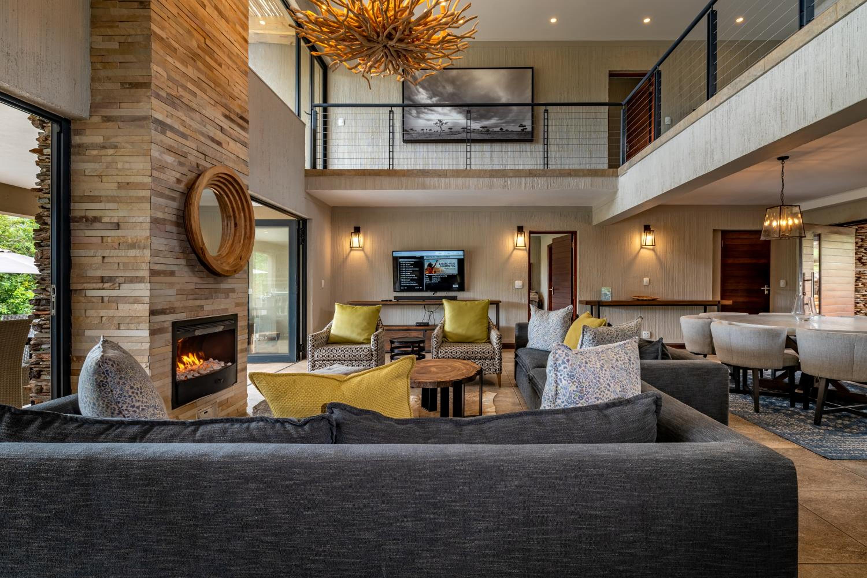 Luxury 4 Bedroom - Villa 8