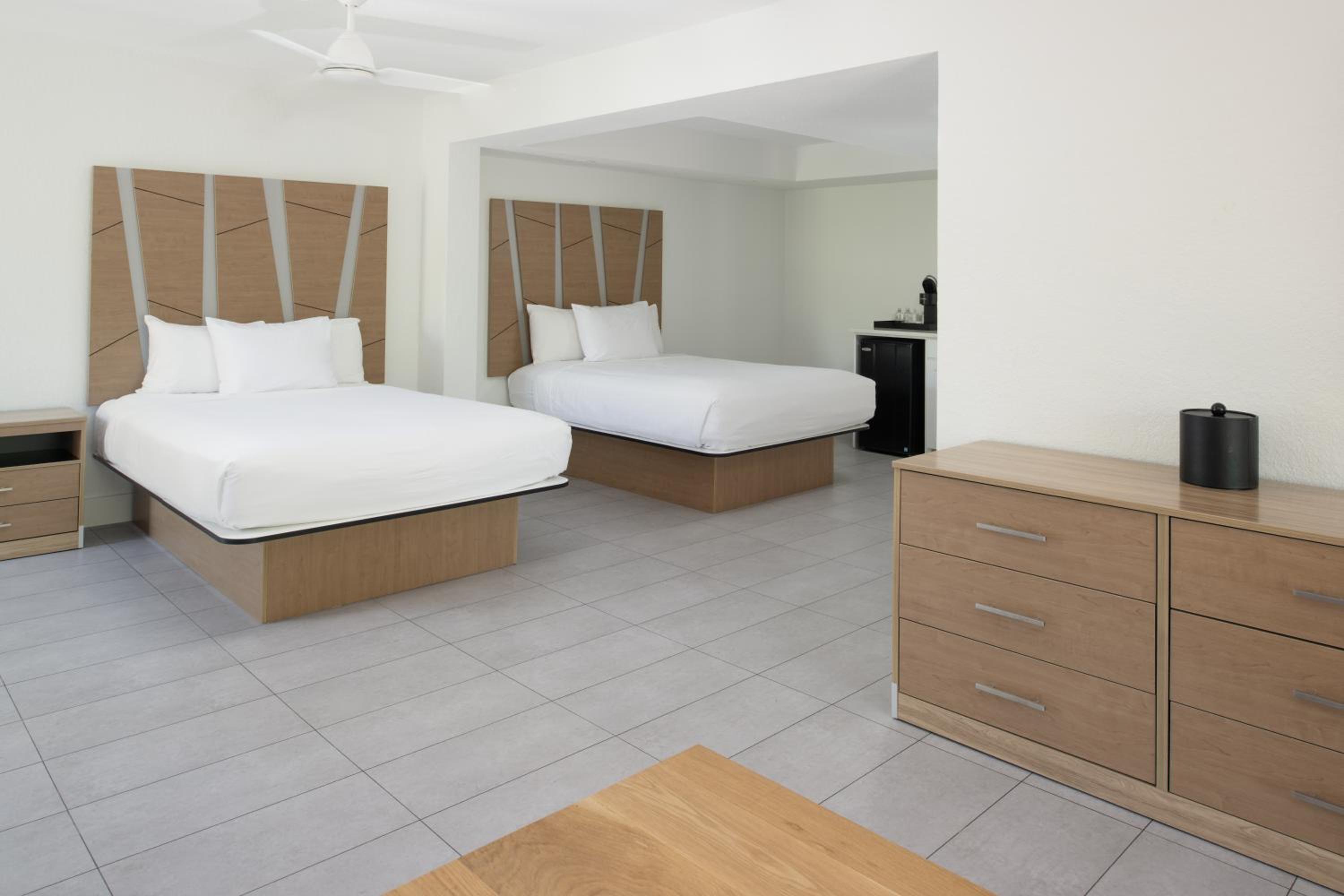 Two-Bedroom Suite photo 2