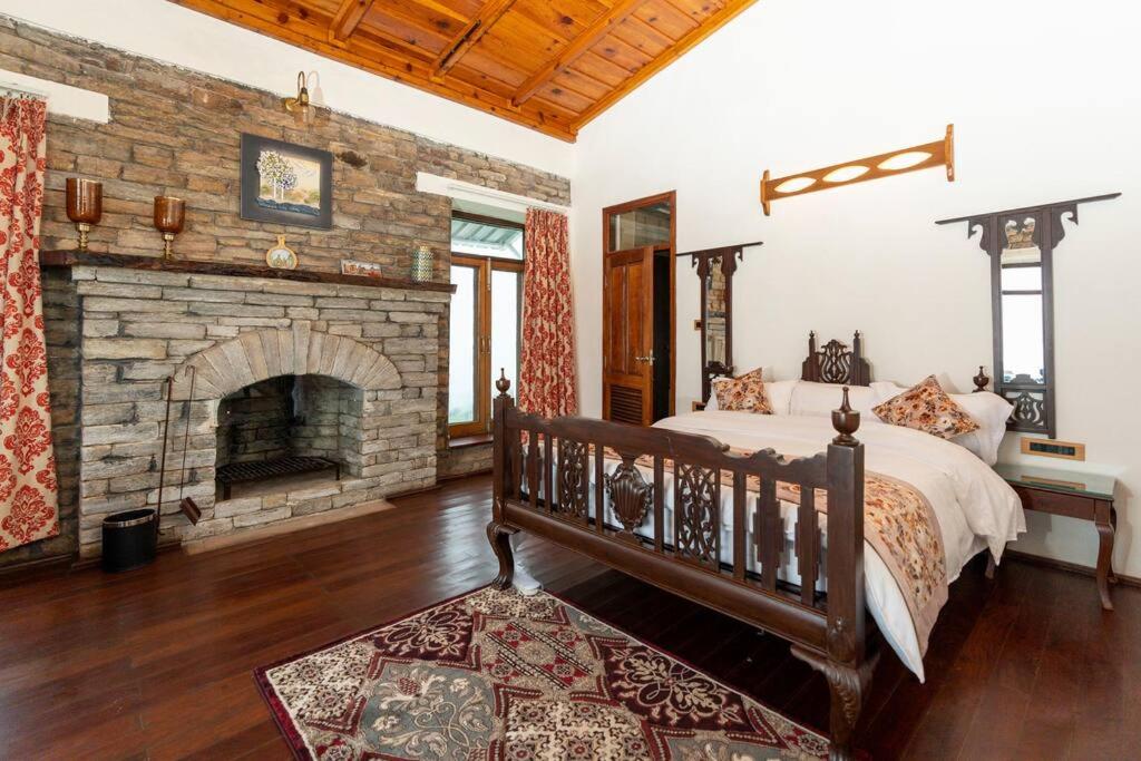Villa photo 1