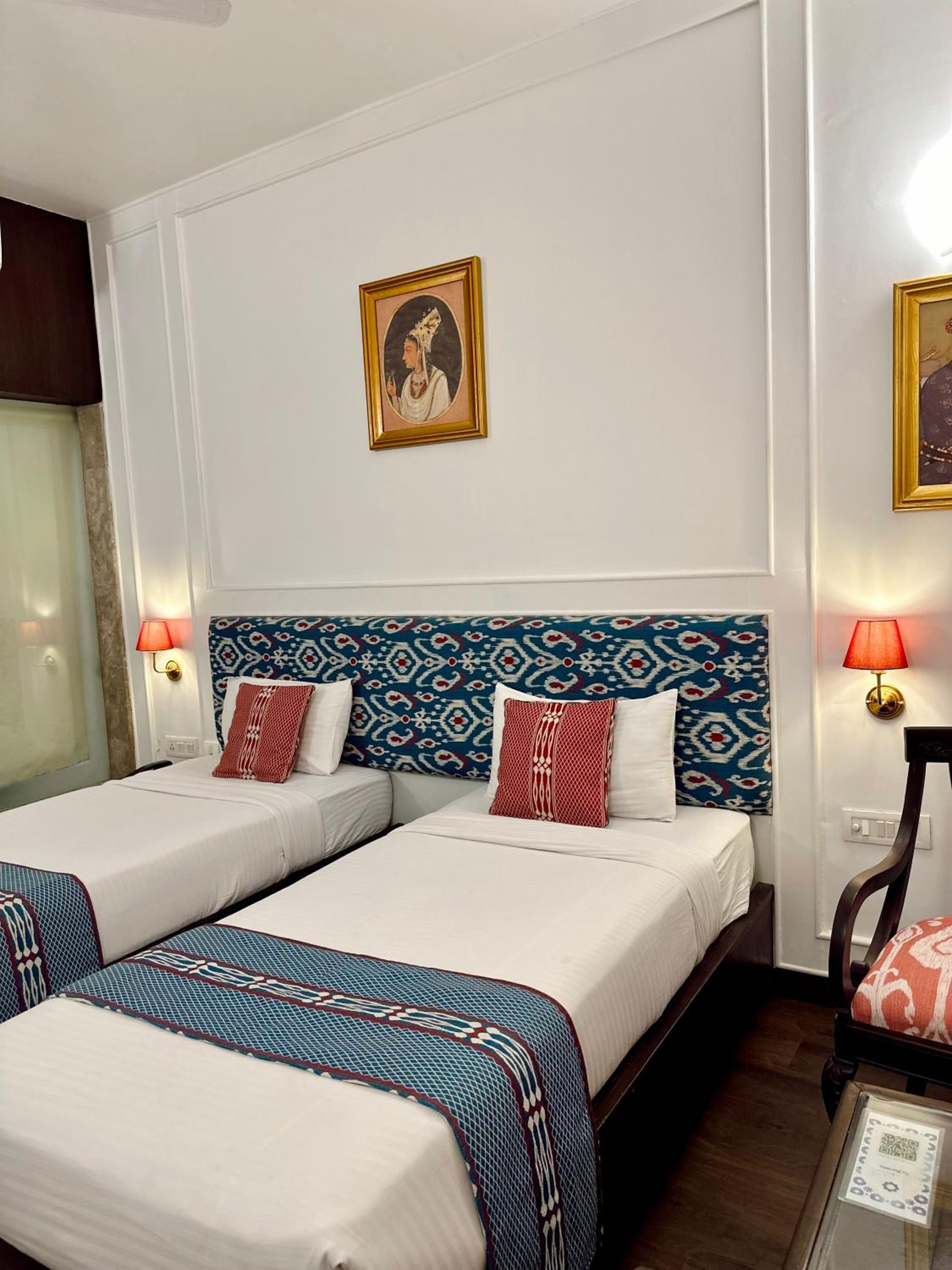 Deluxe Twin Room - Photo 6