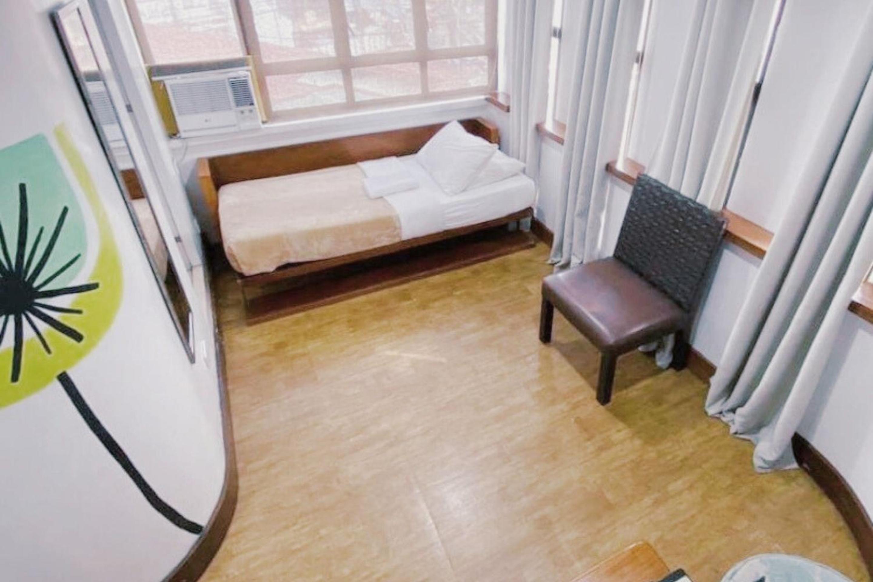 Single Room photo 1