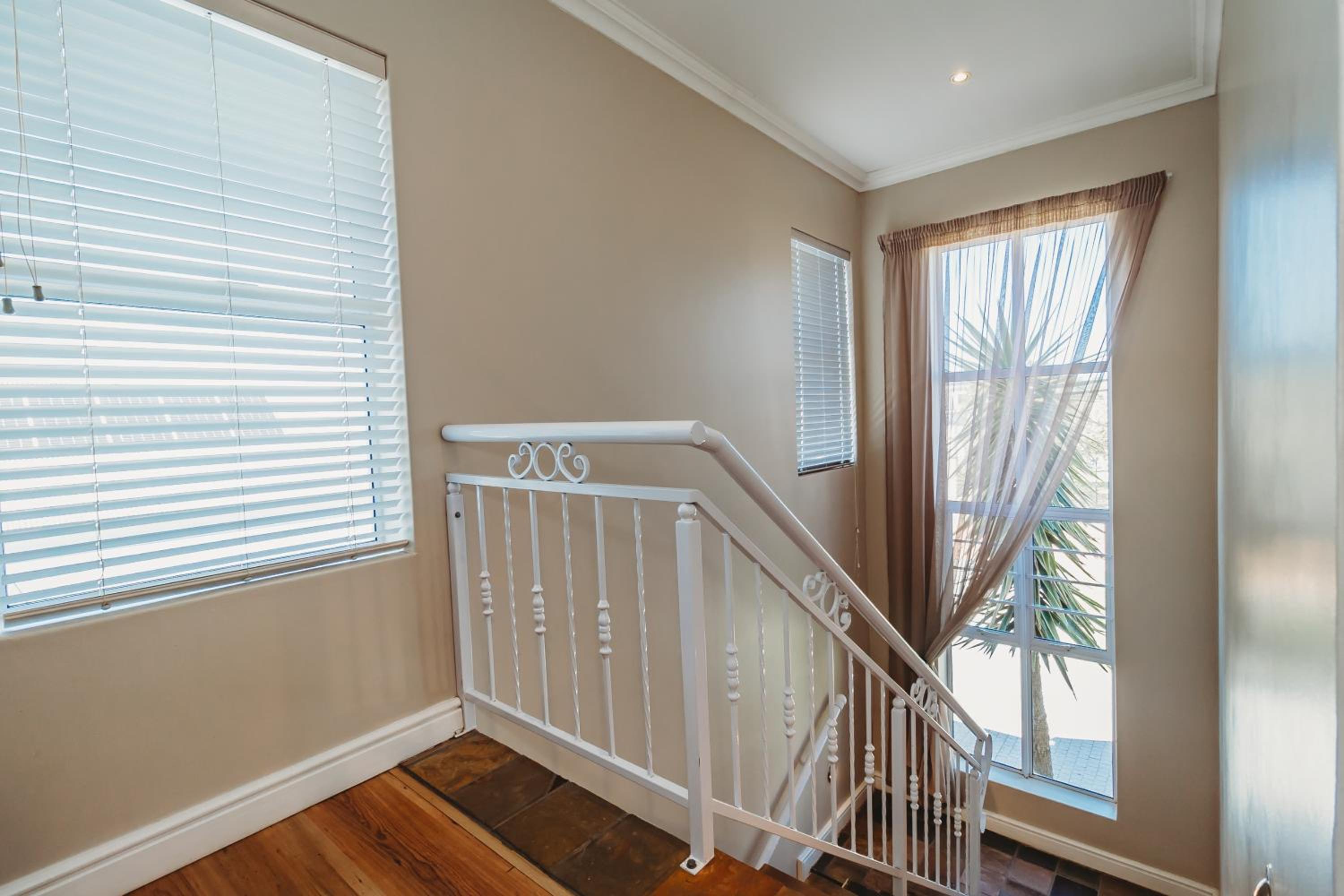 Villa photo 2