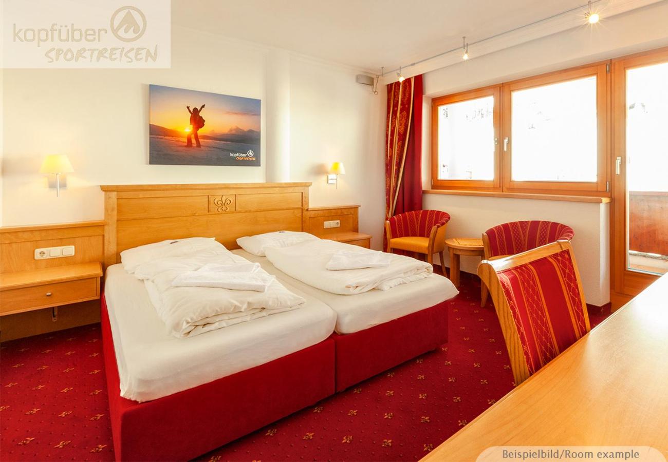 Double Room with Balcony photo 1