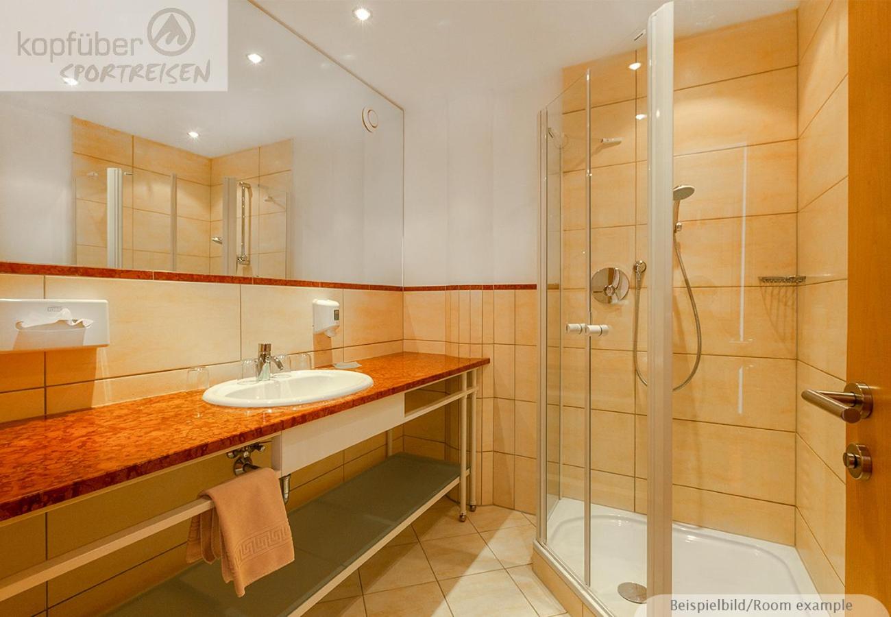 Large Double Room photo 2