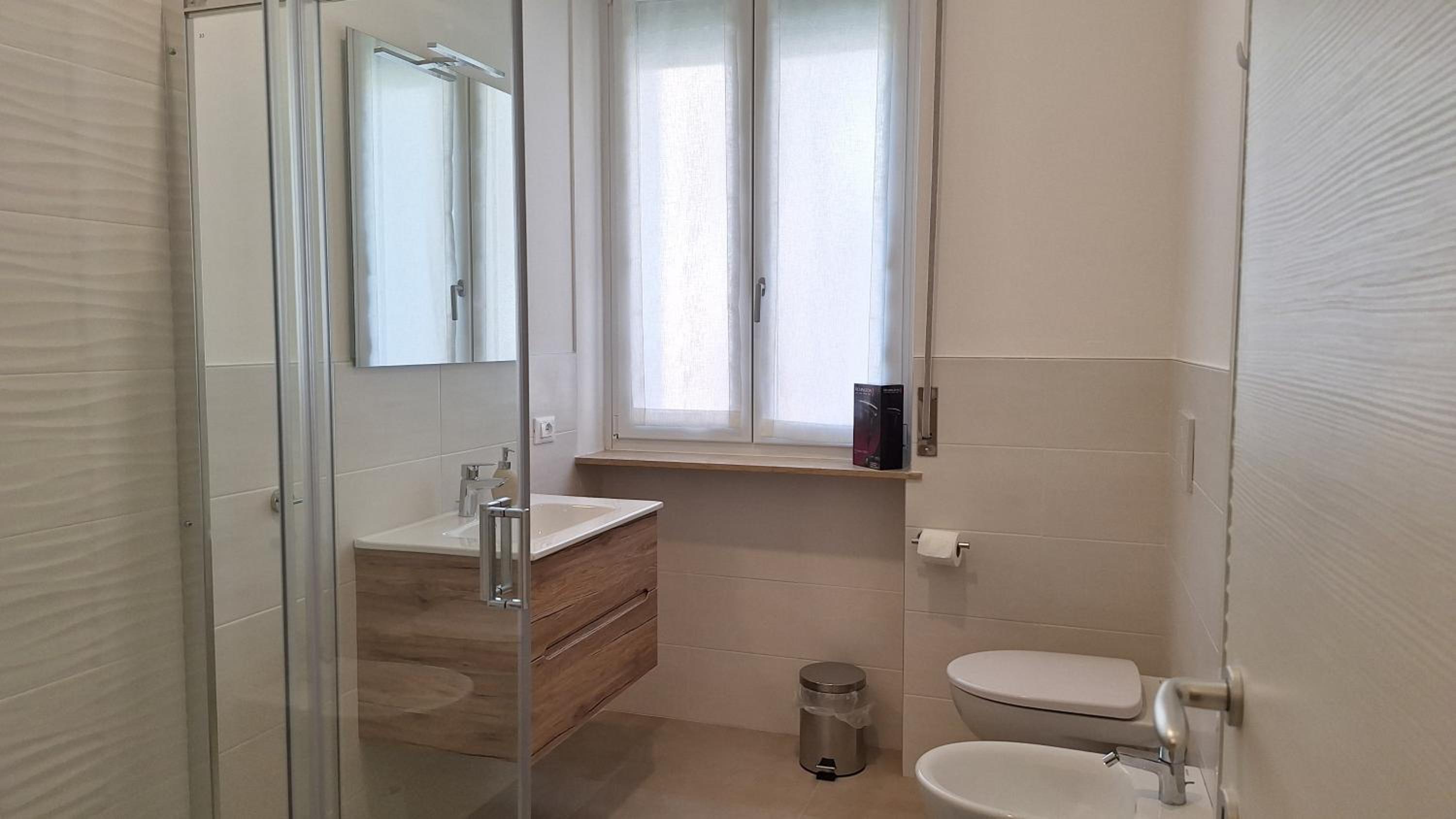 Two-Bedroom Deluxe Apartment with Balcony