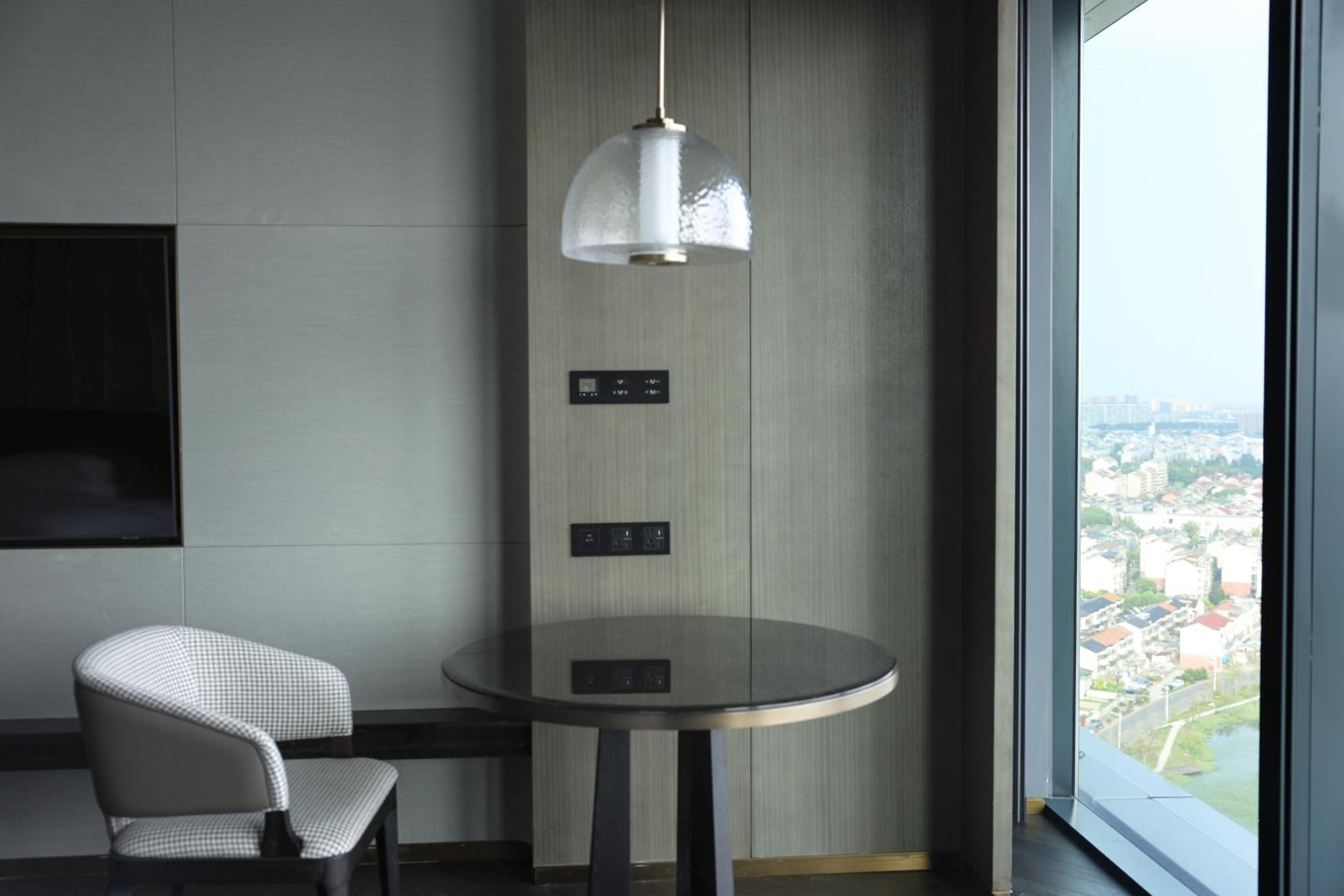 Executive King Room