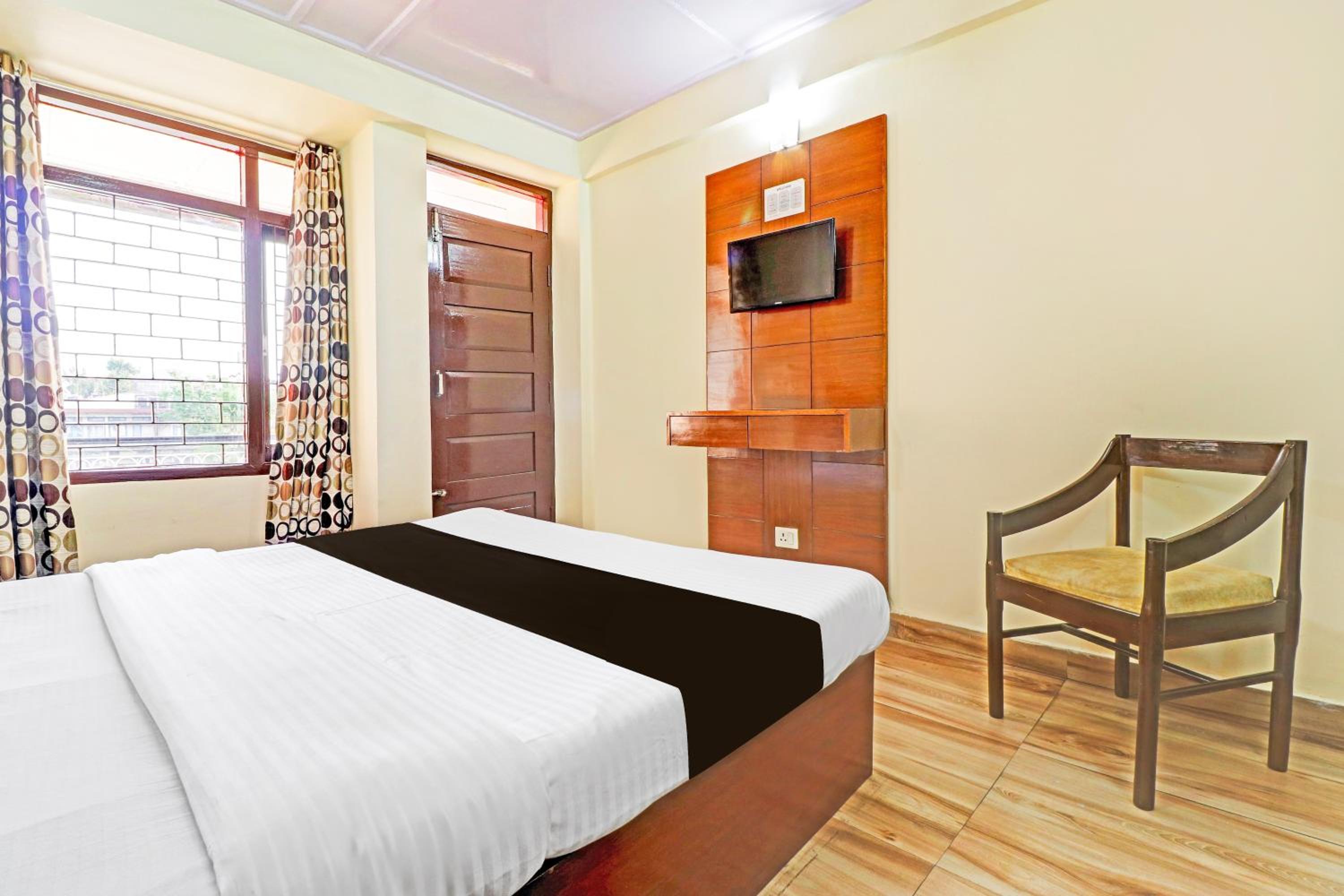 Classic Triple Room - Photo 5
