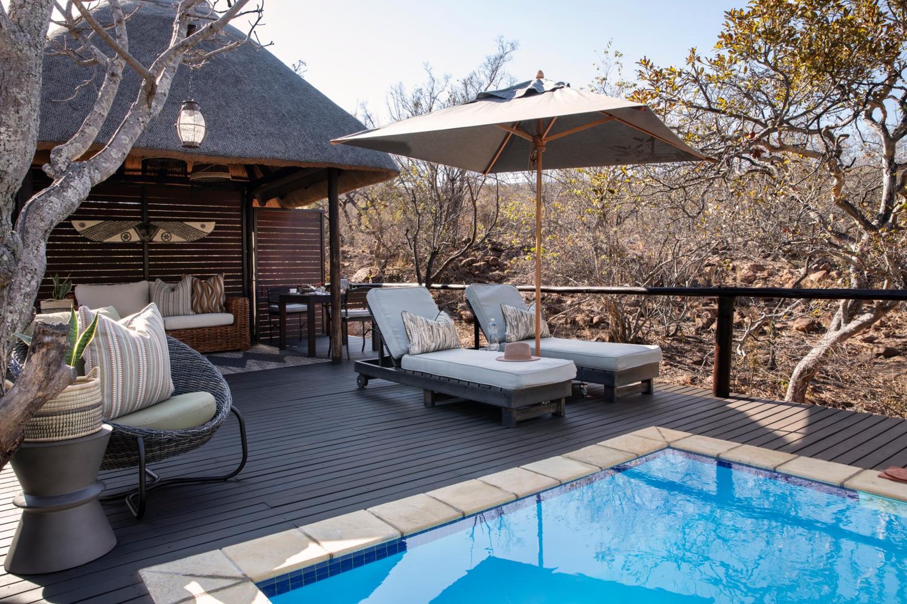 Luxury Villa with Private Pool photo 2