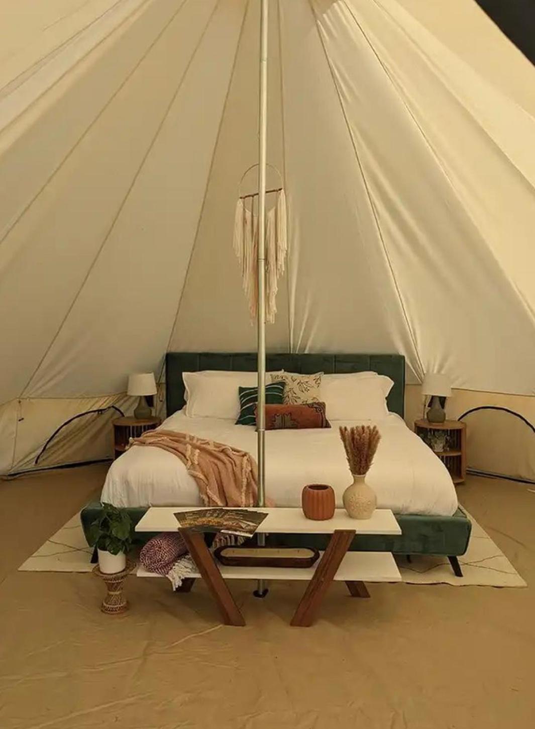 King Room with Mountain View photo 1