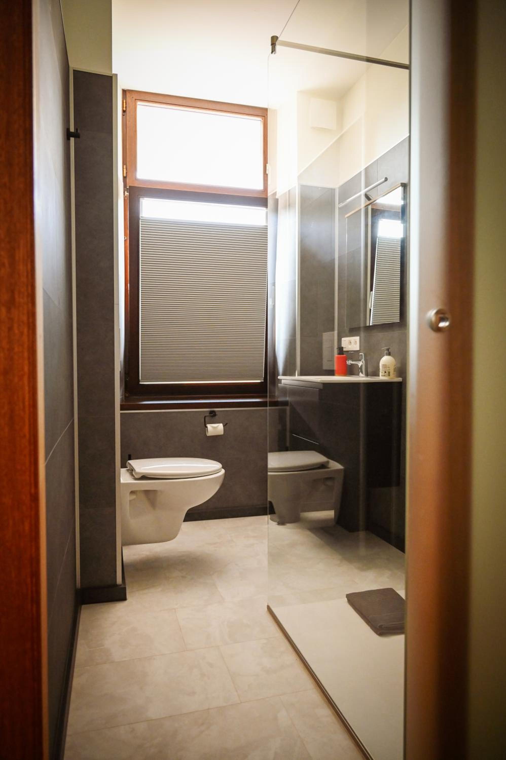 Twin Room with Private External Bathroom photo 3