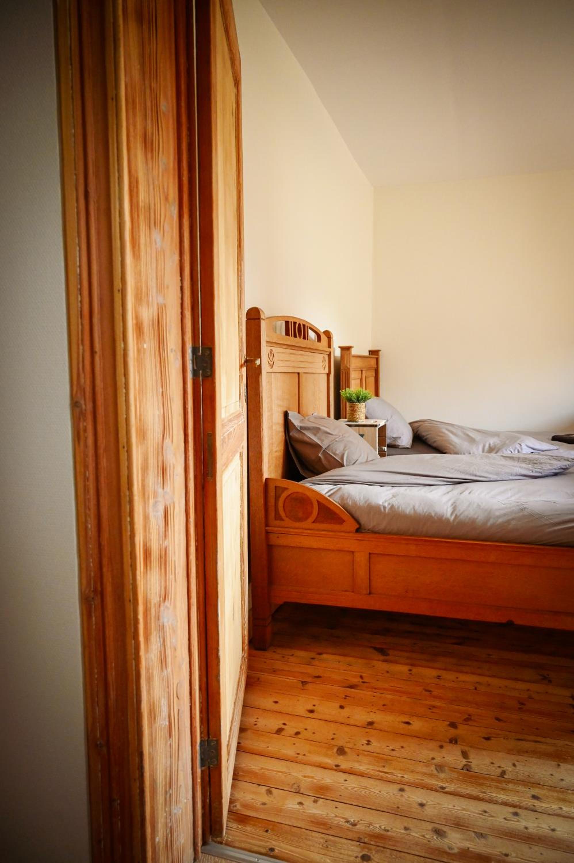 Twin Room with Private External Bathroom photo 2