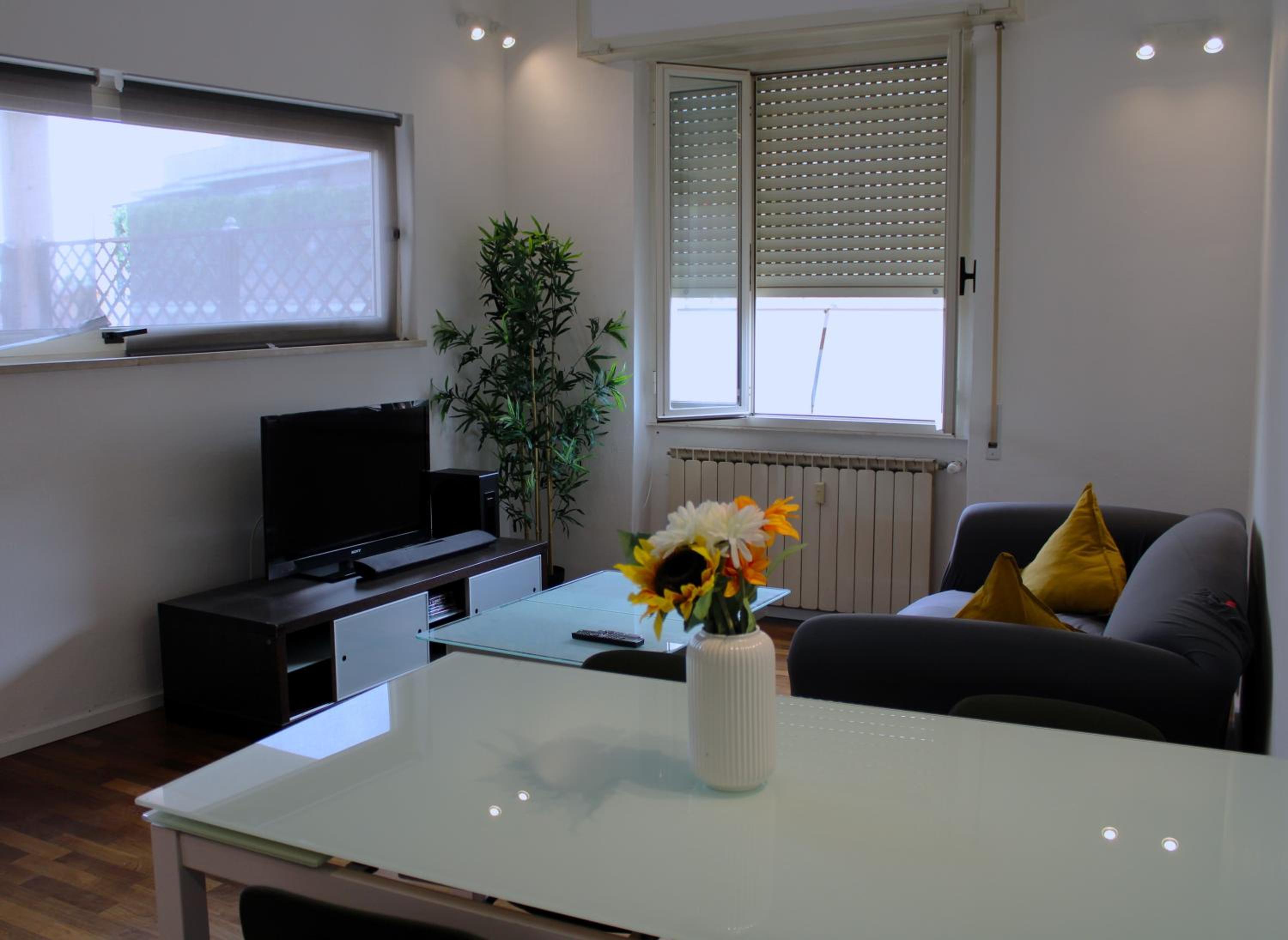 One-Bedroom Apartment