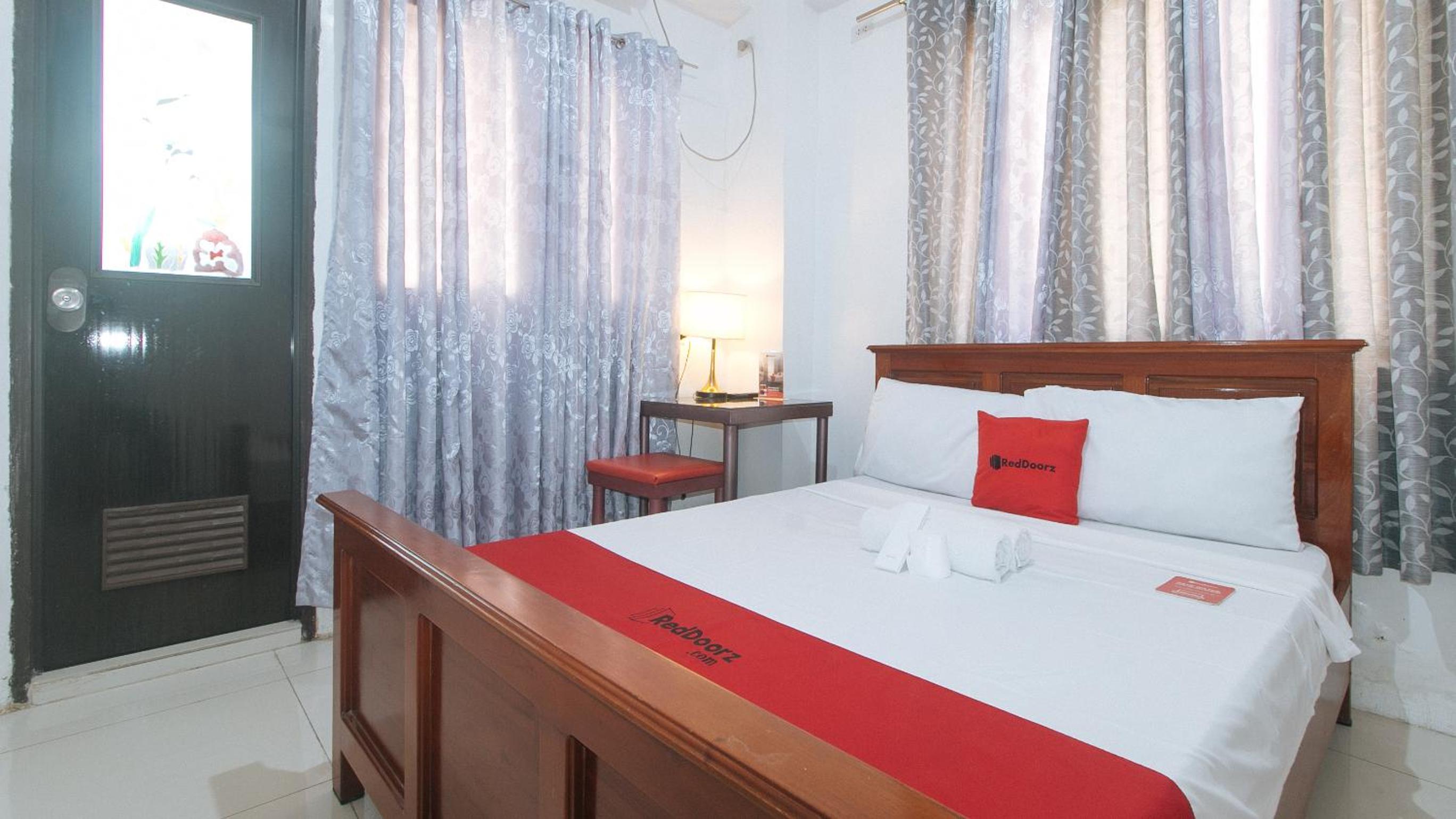 Double Room - Photo 5