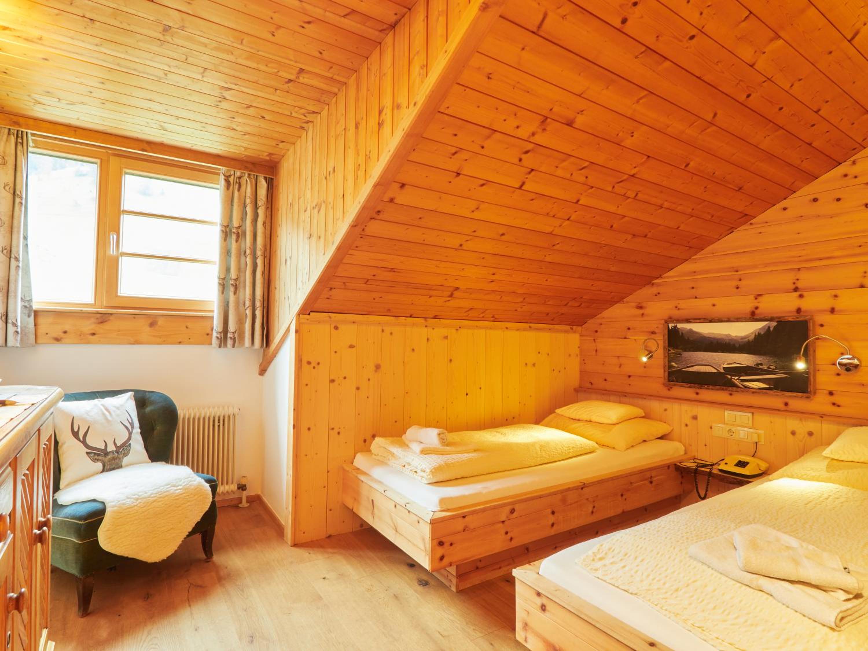 Twin Room - Photo 1