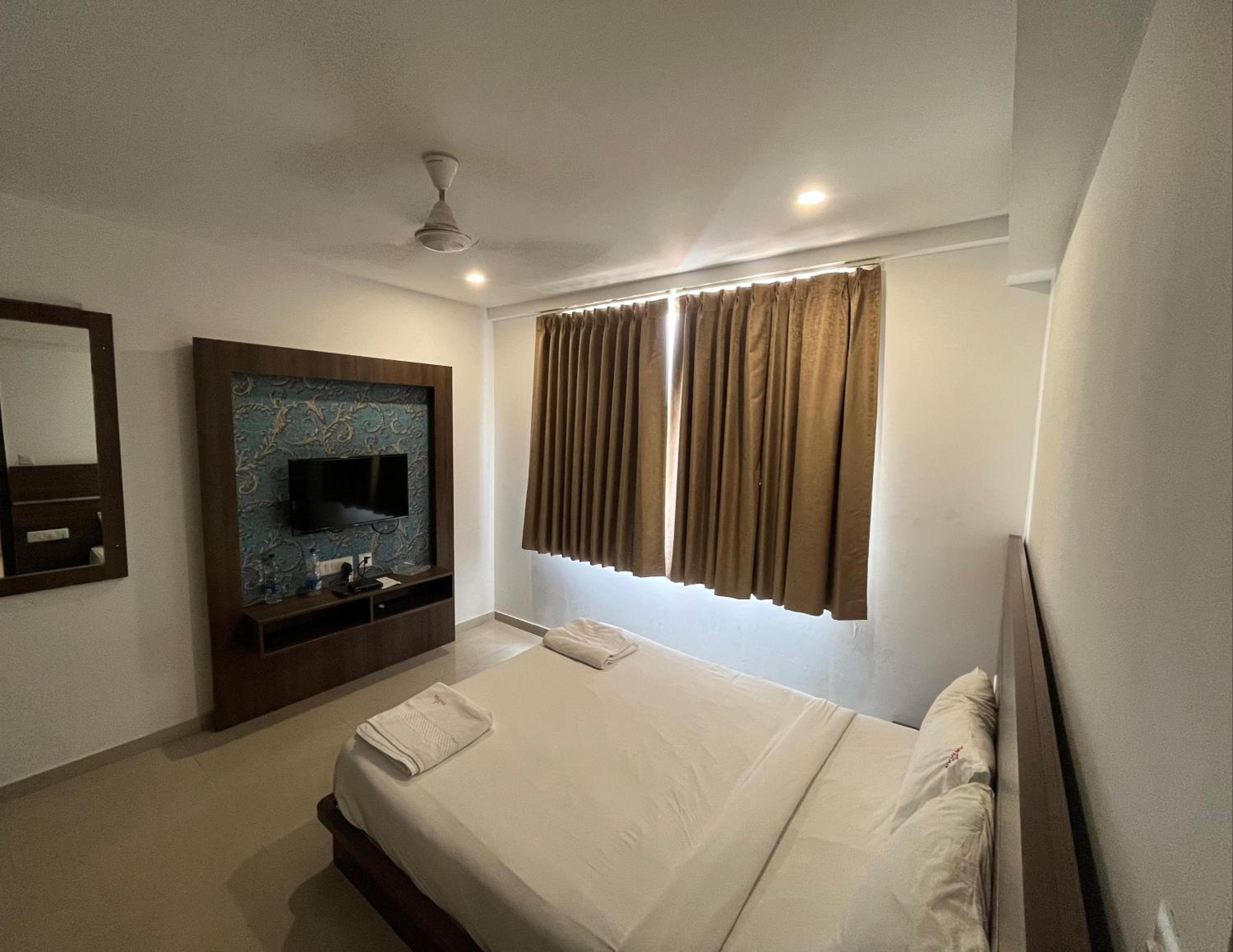 Two-Bedroom Deluxe Apartment