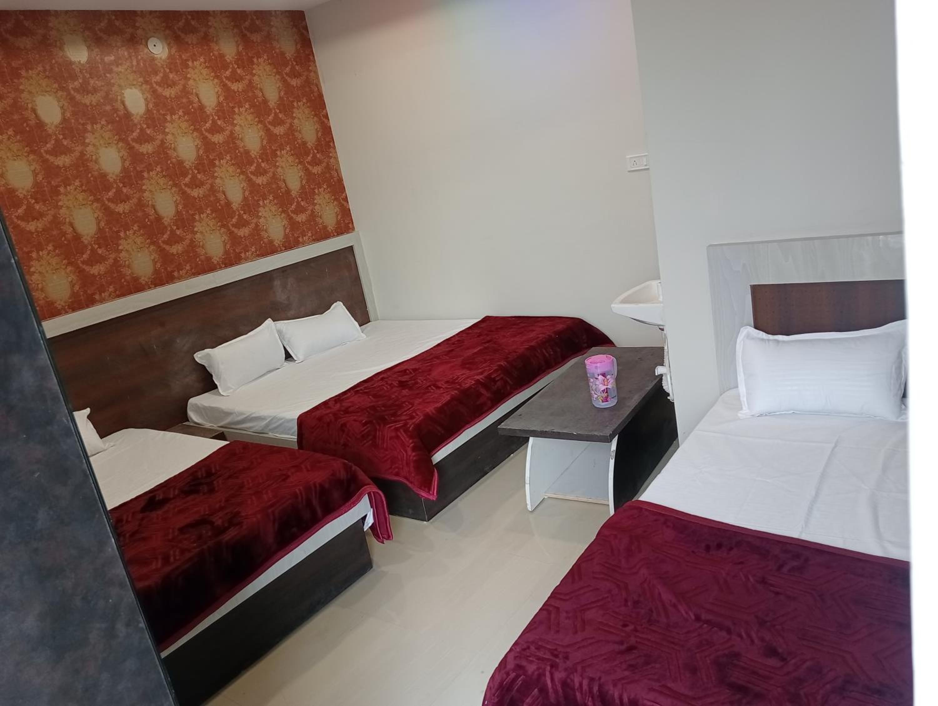 Deluxe Quadruple Room photo 1