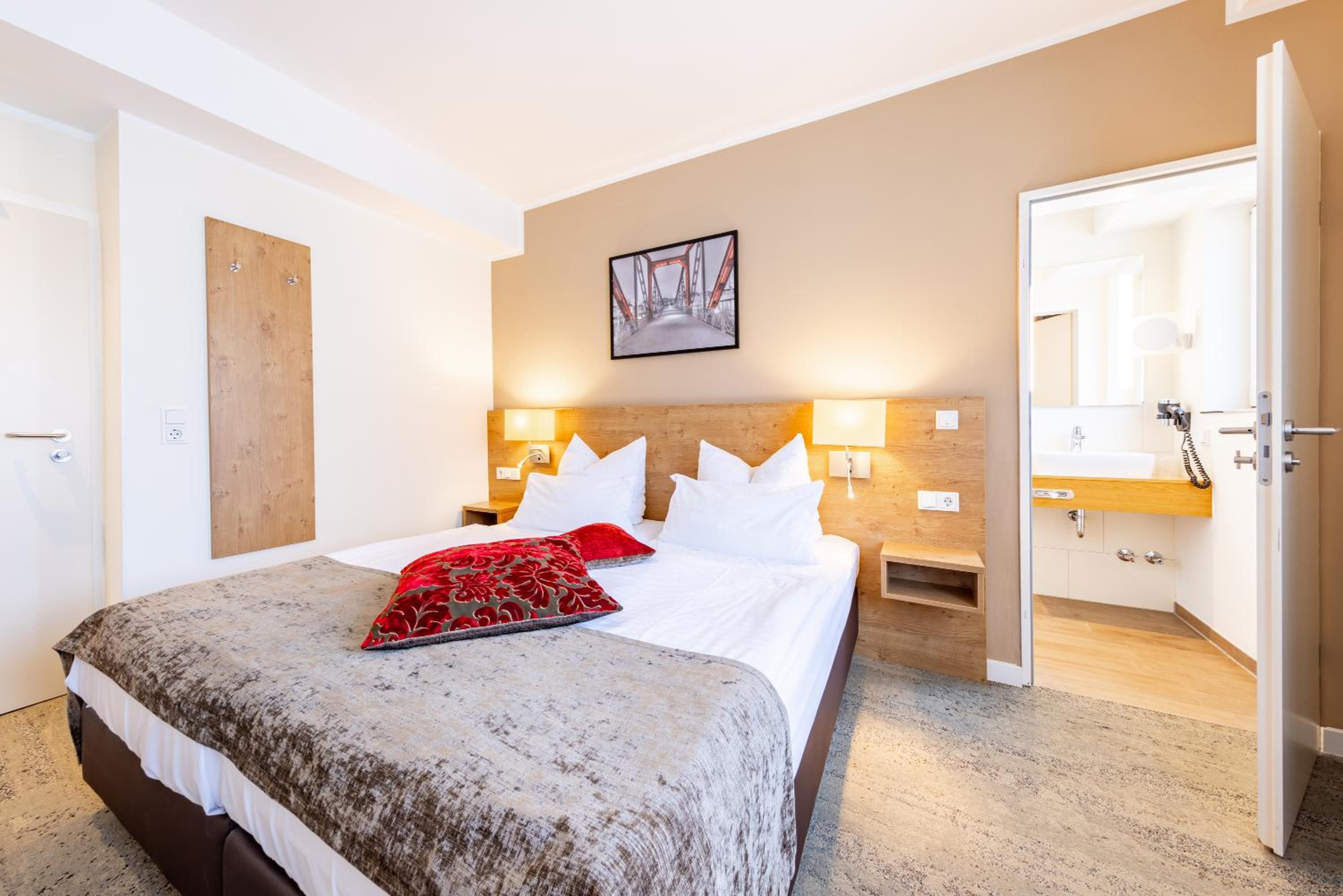 Standard Double Room photo 2