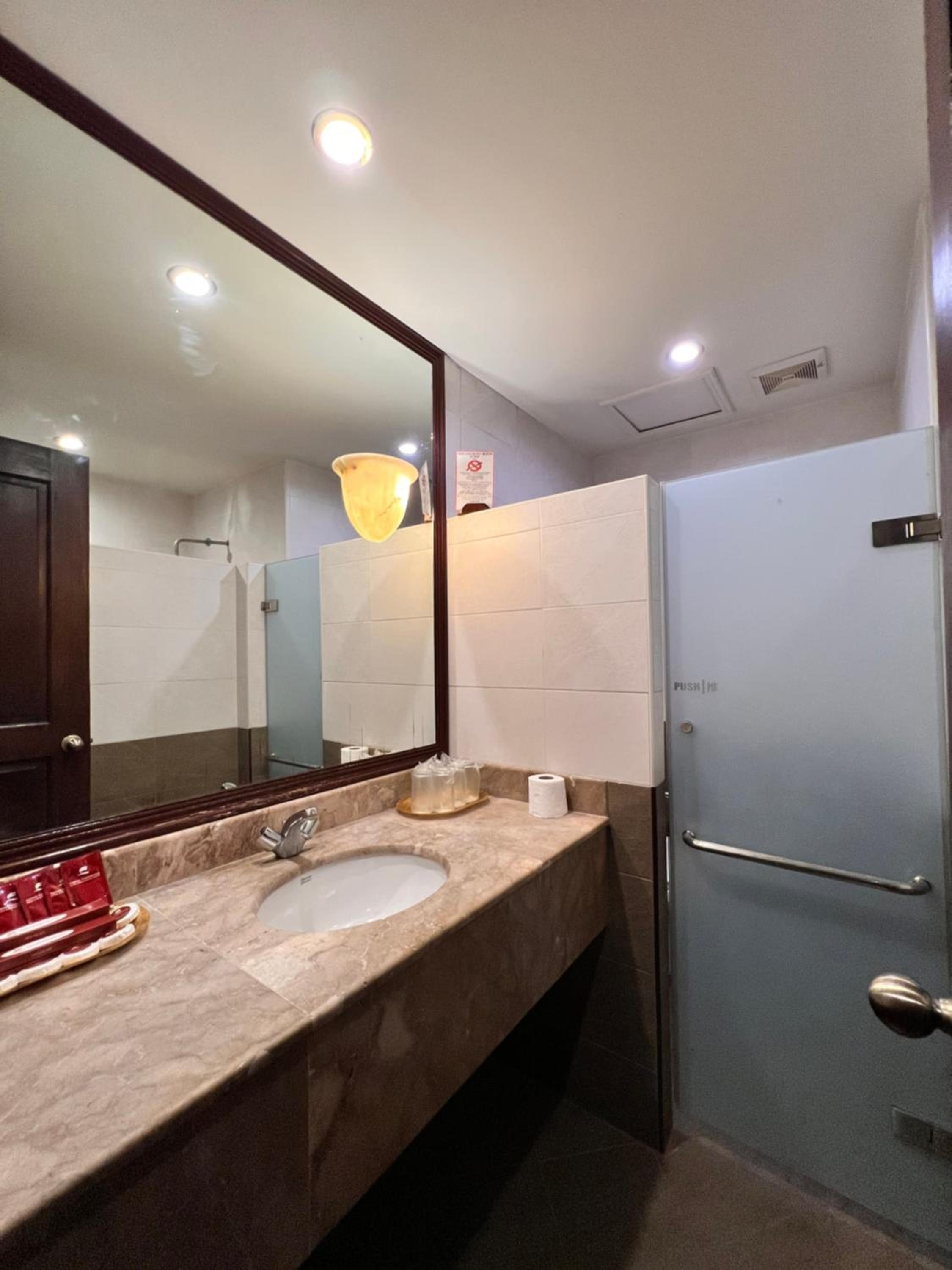 Grand Family Suite (7 People) - Photo 4