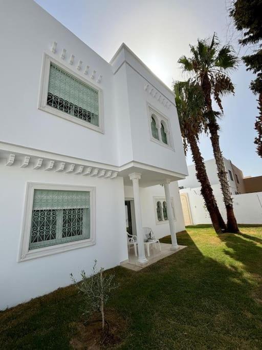 Three-Bedroom Villa photo 3
