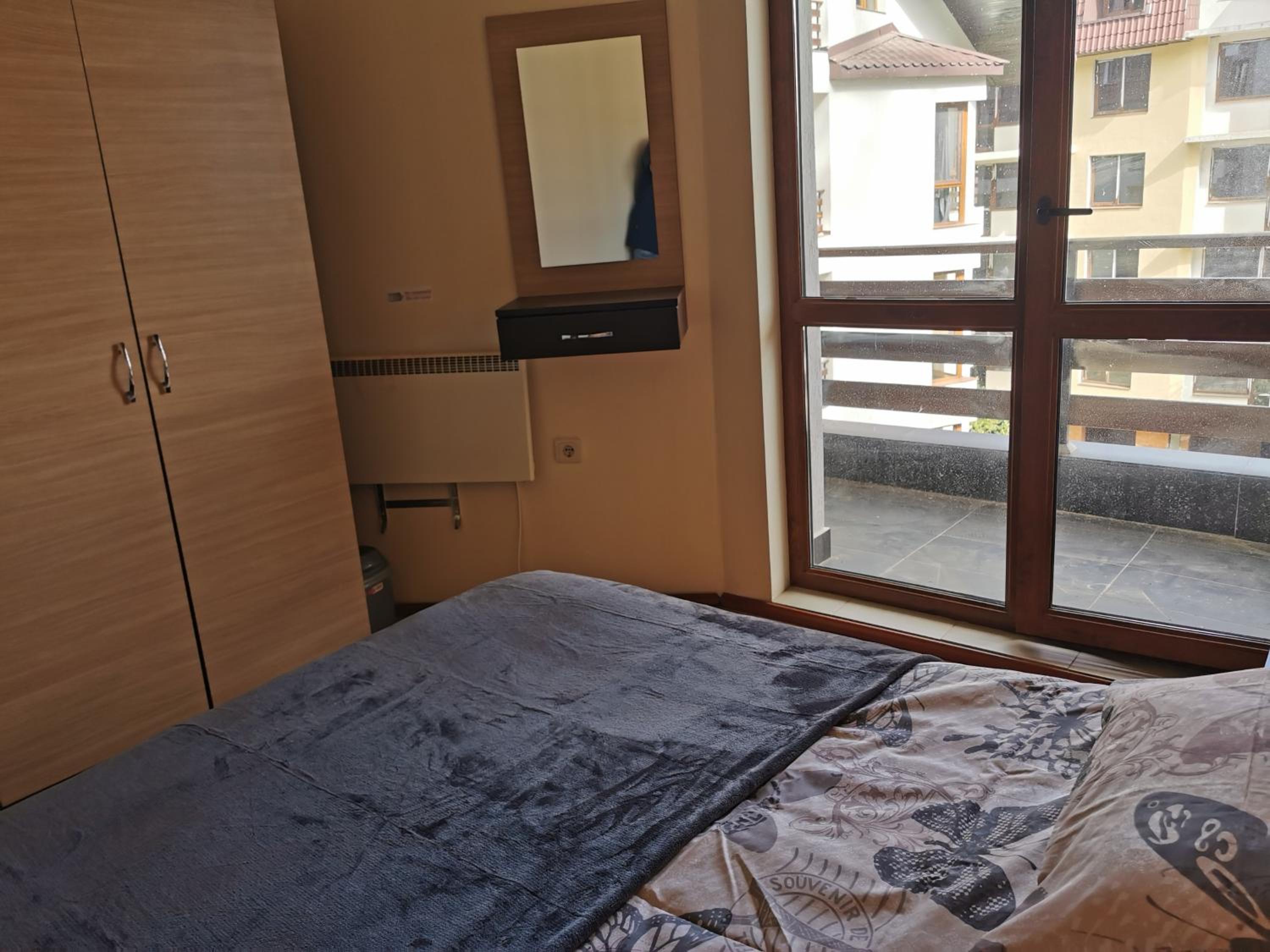 Apartment with Mountain View photo 1
