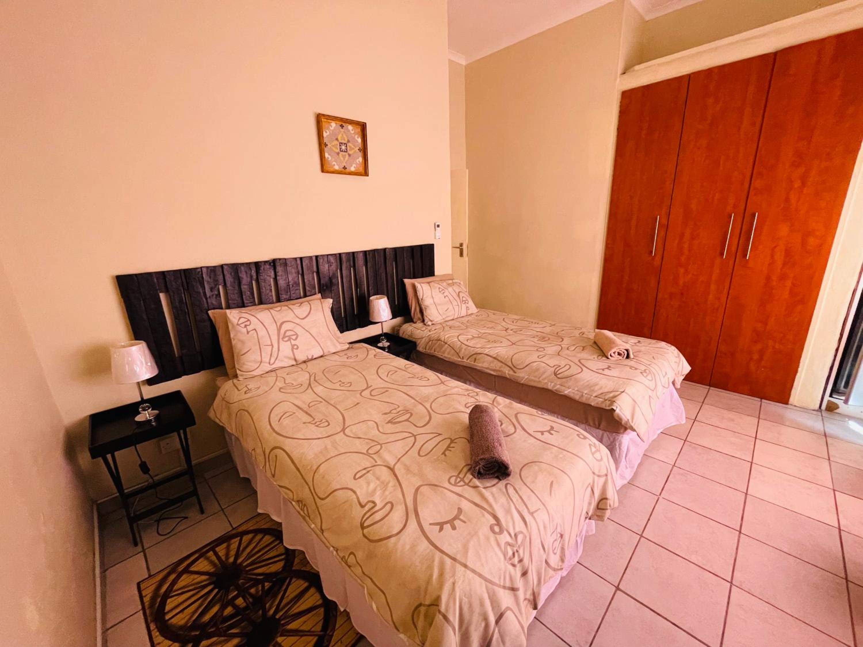 Double or Twin Room photo 3