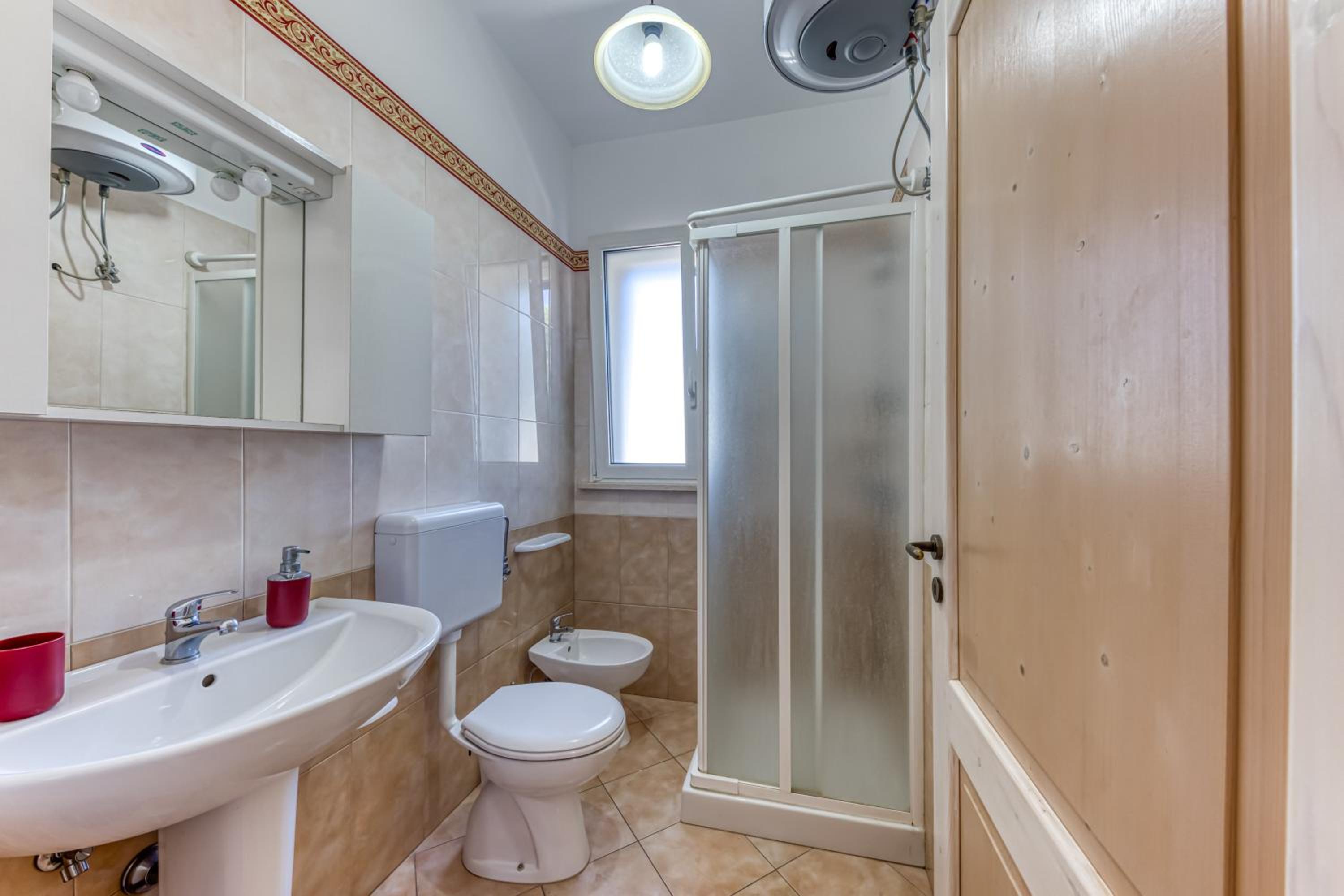 Two-Bedroom House photo 2