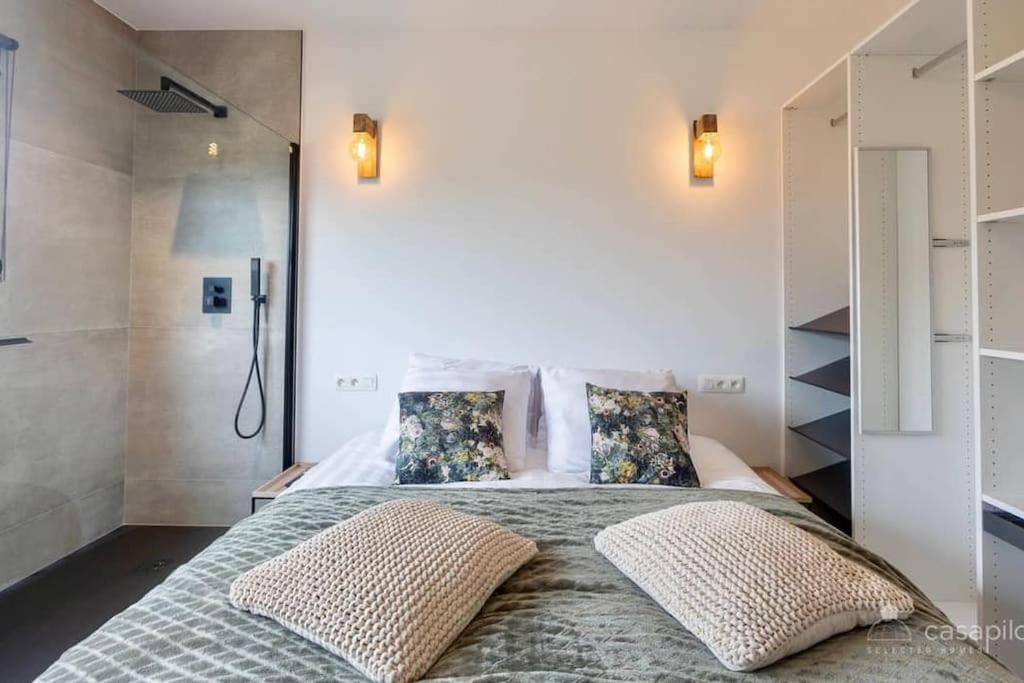 Two-Bedroom House photo 3