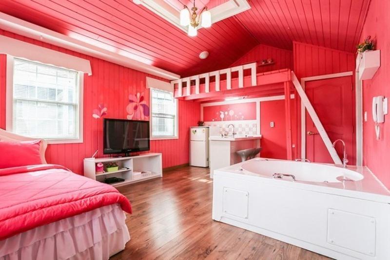 Double Room - Photo 7