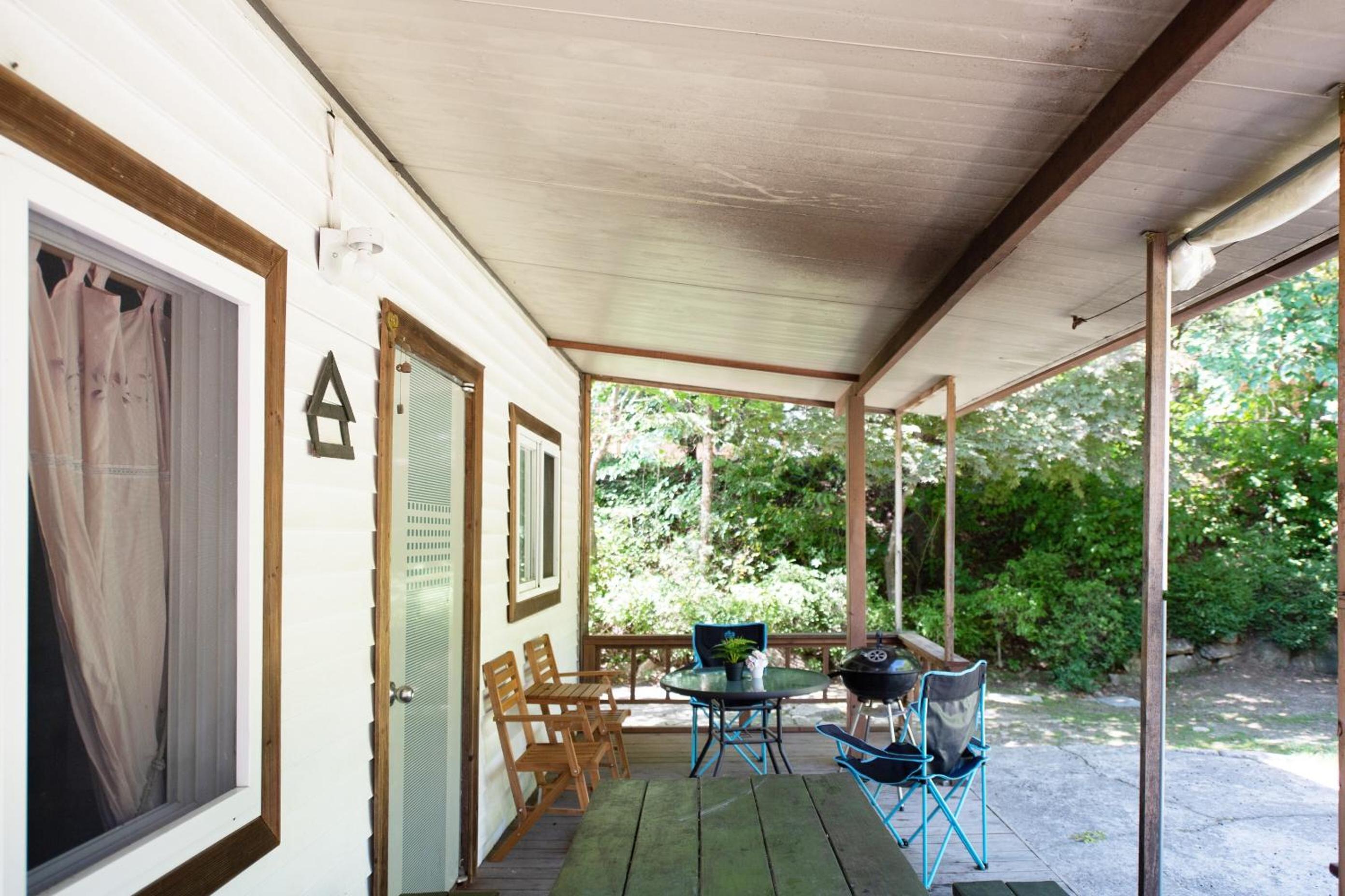 Quadruple Room - Photo 9