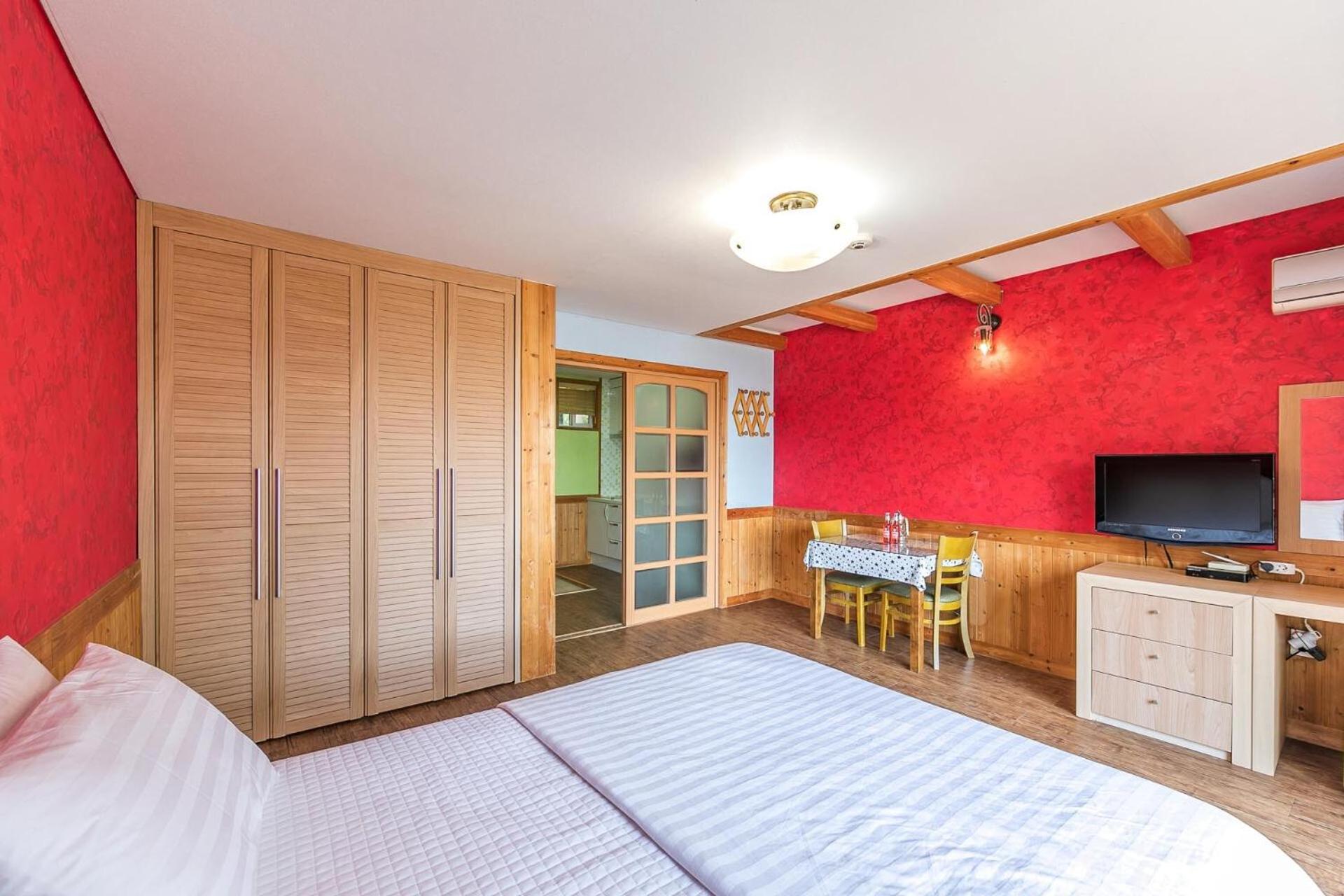 Double Room 2 photo 3