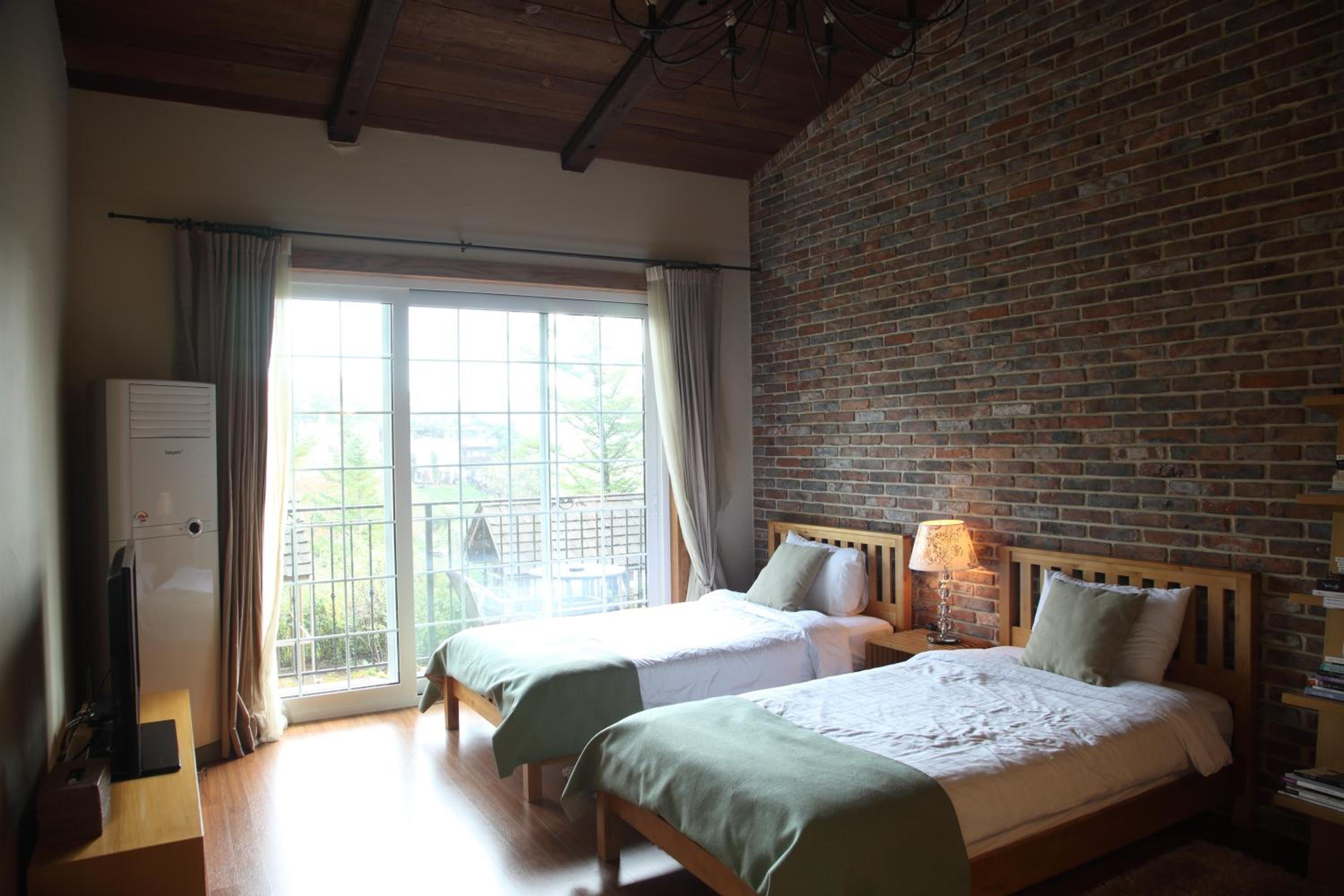 Double or Twin Room photo 1