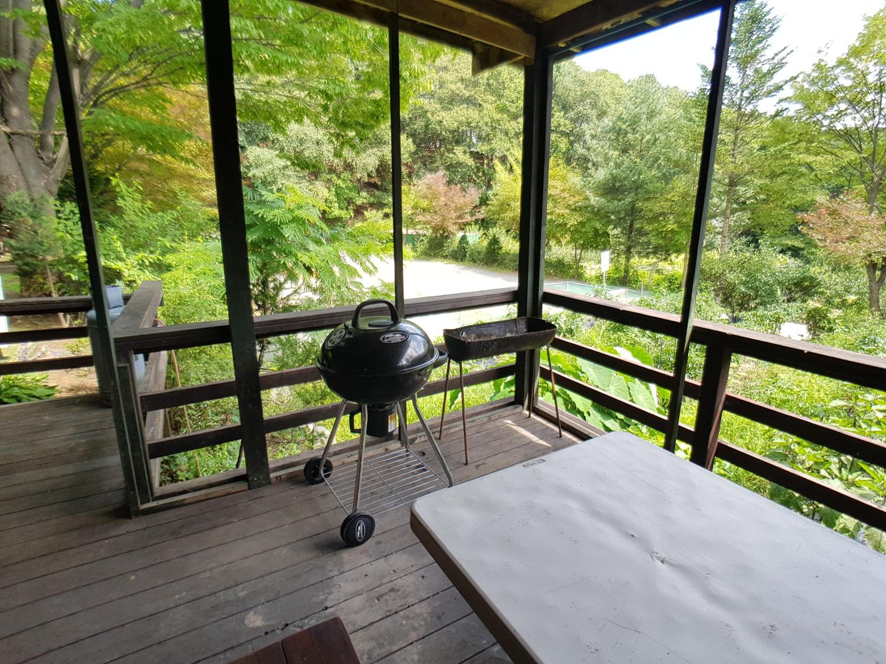 Family Room - Photo 13