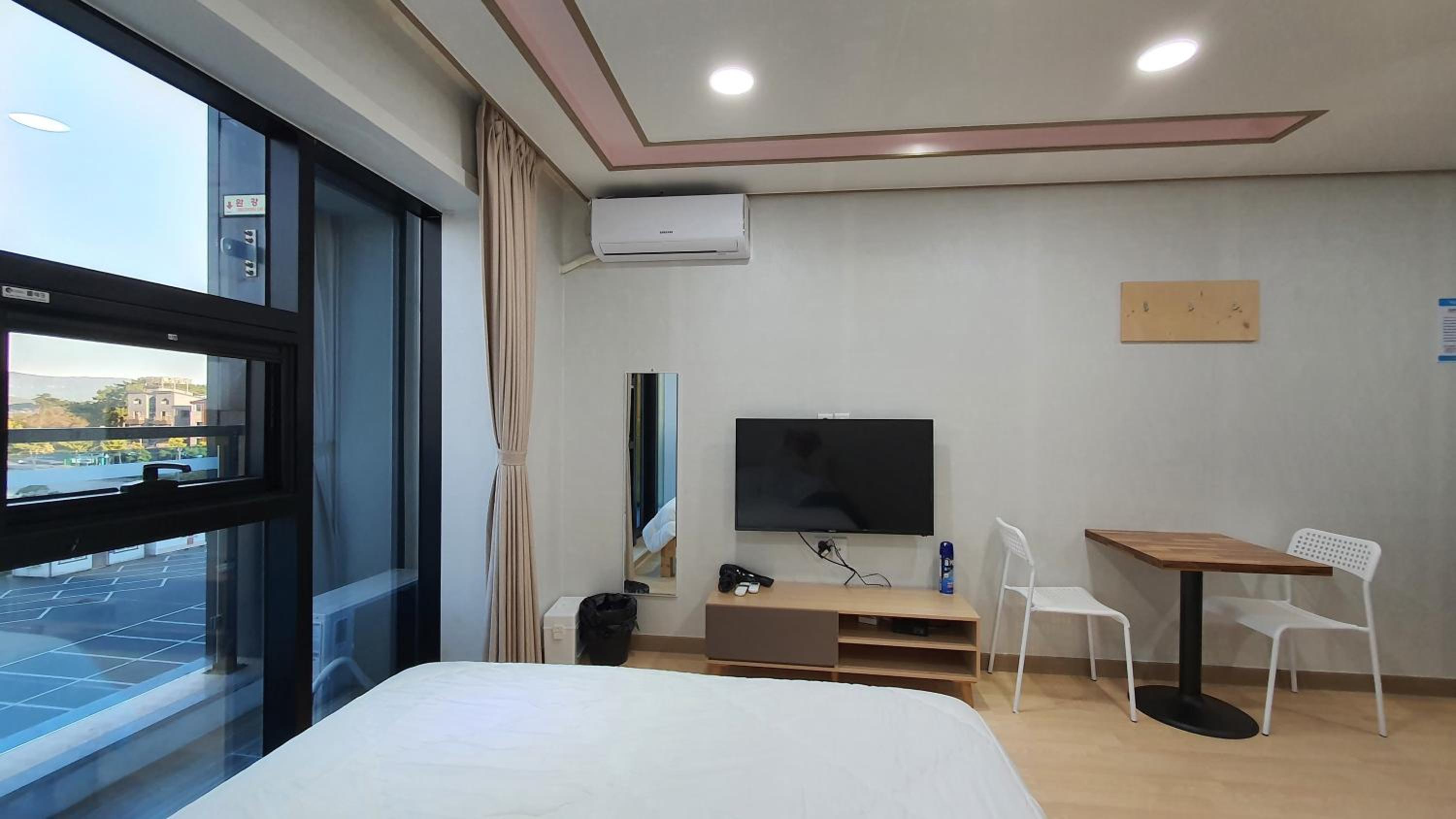 King Room - Photo 10