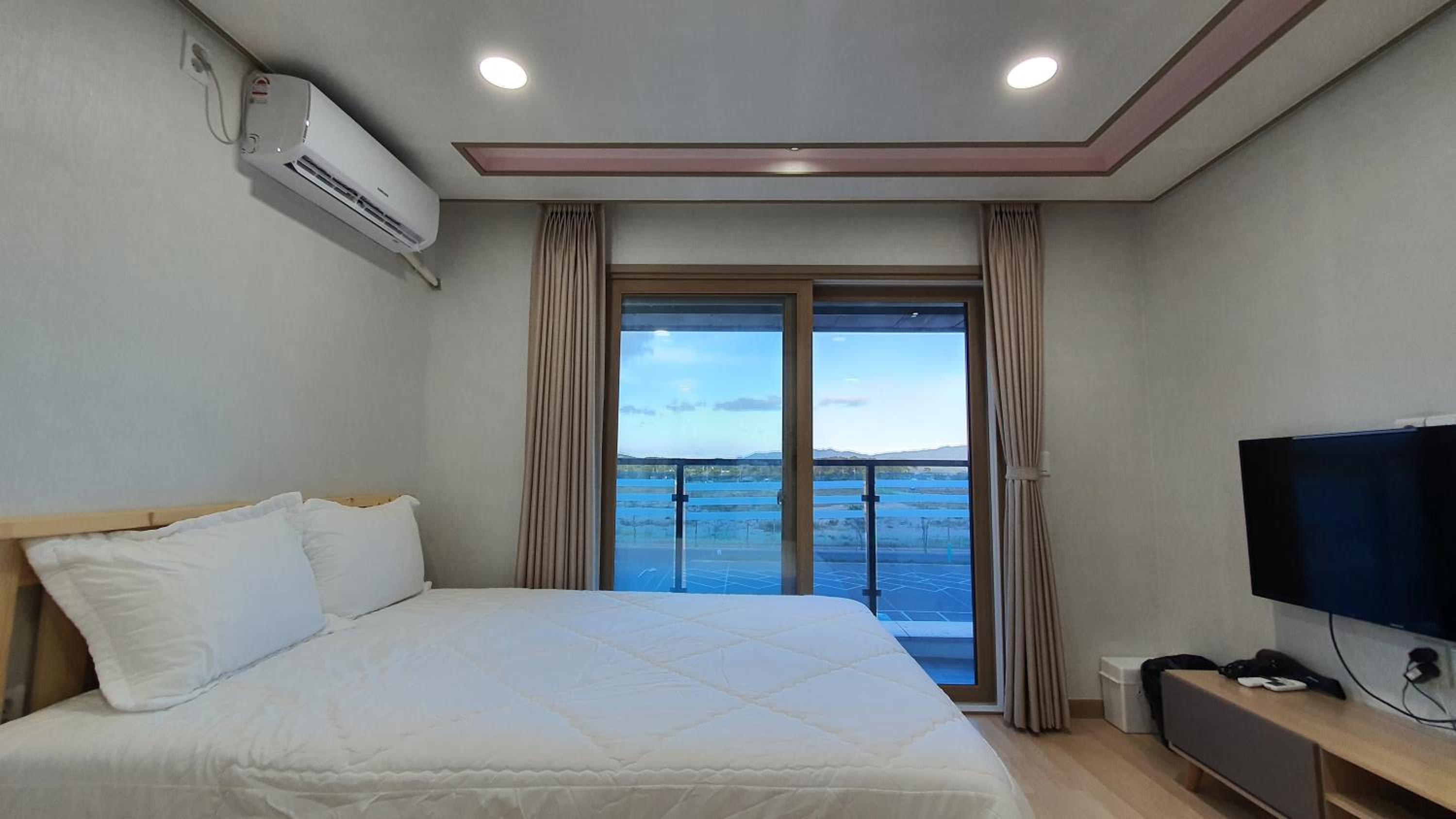 King Room - Photo 13