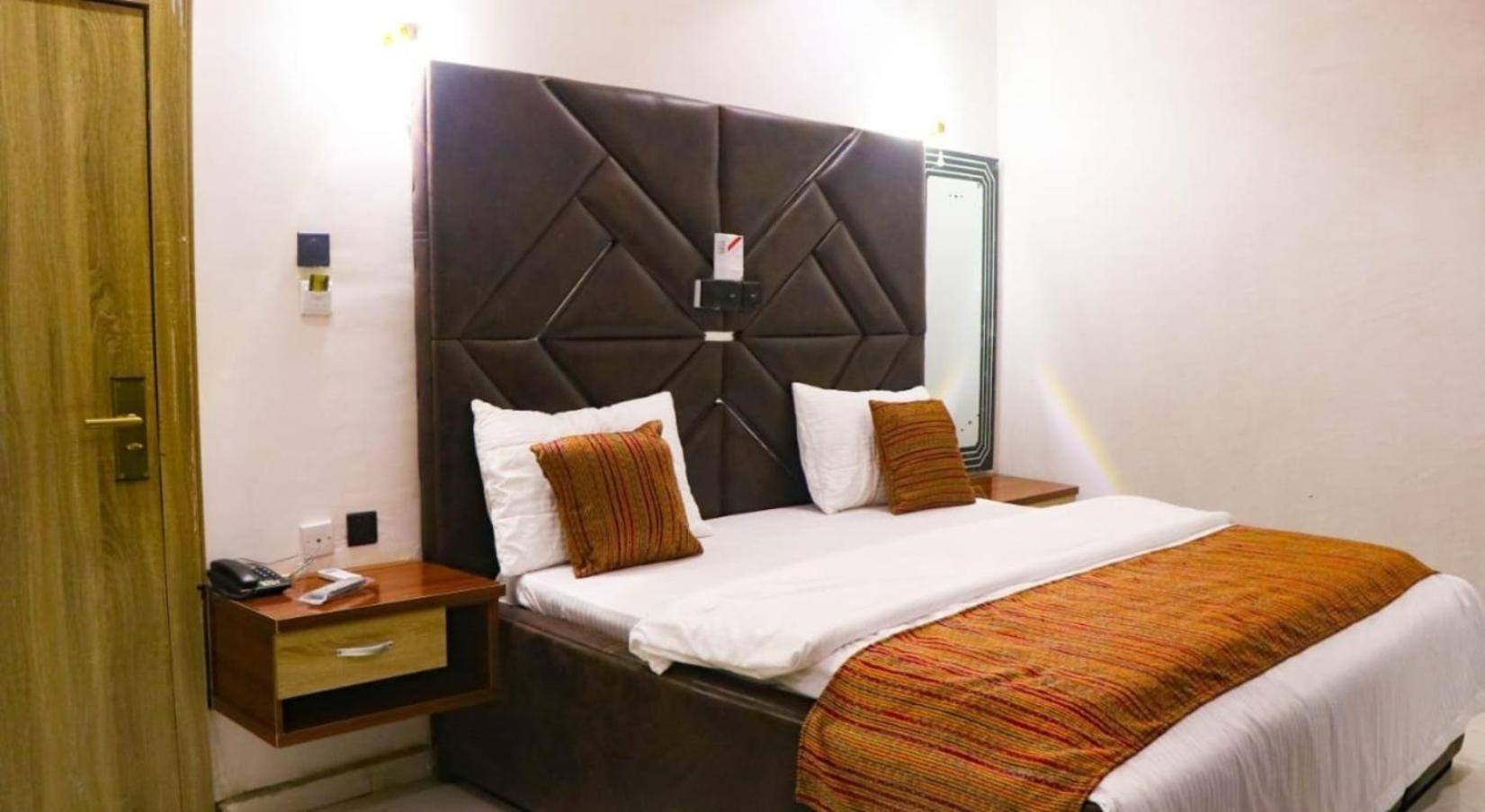 Deluxe Double Room photo 3