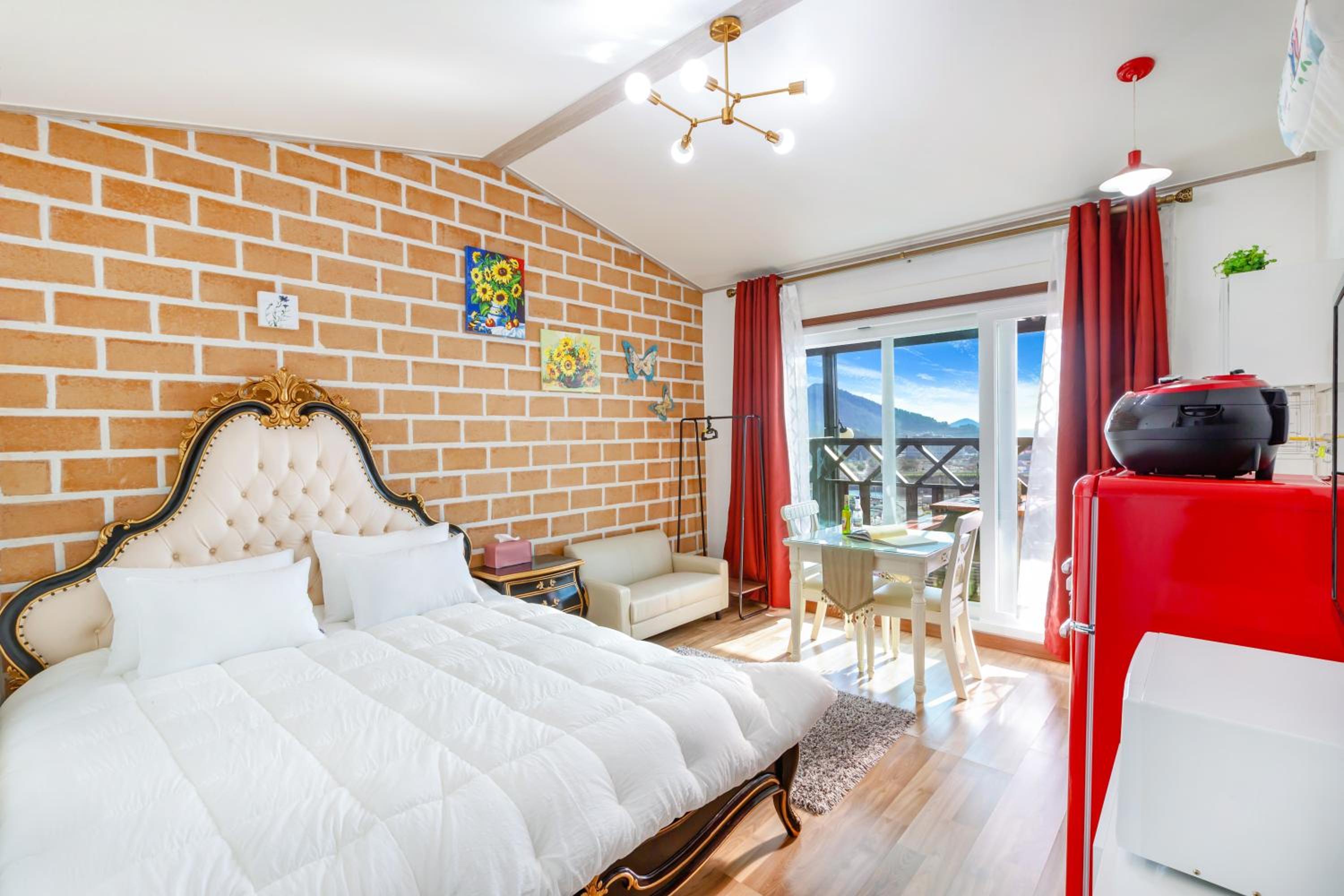Double Room 3 photo 1