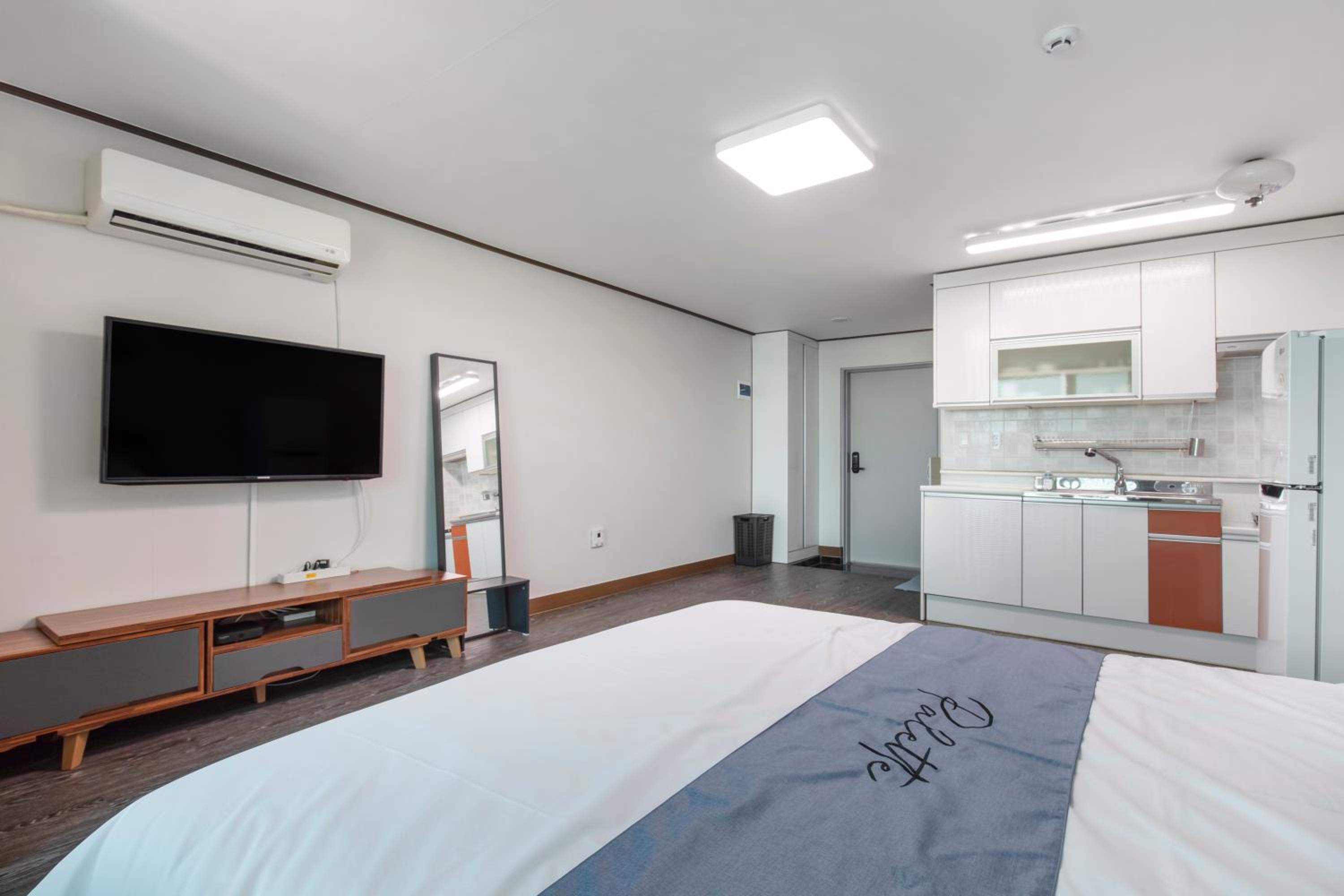 Double Room 2 photo 2