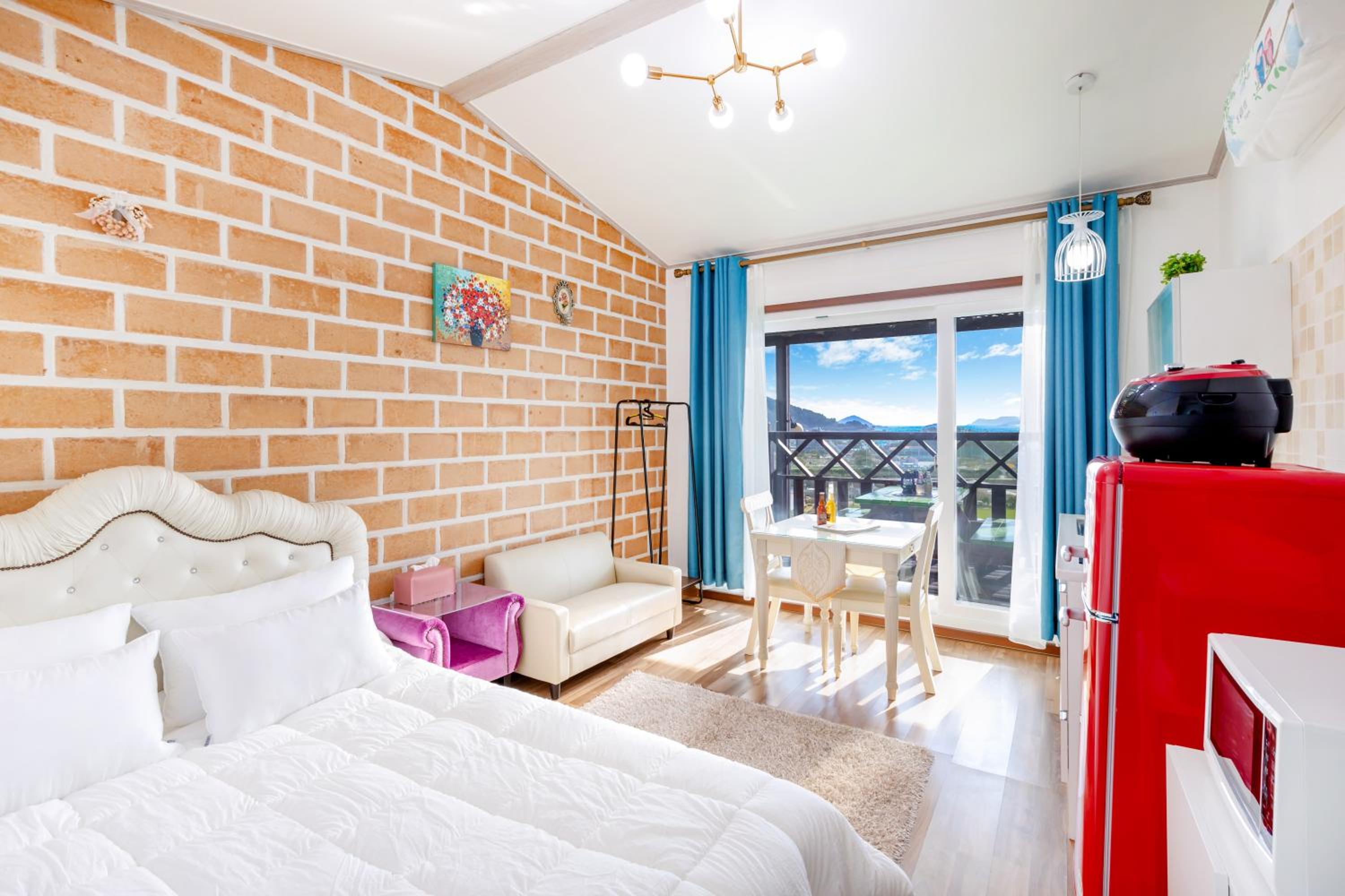 Double Room 2 photo 1